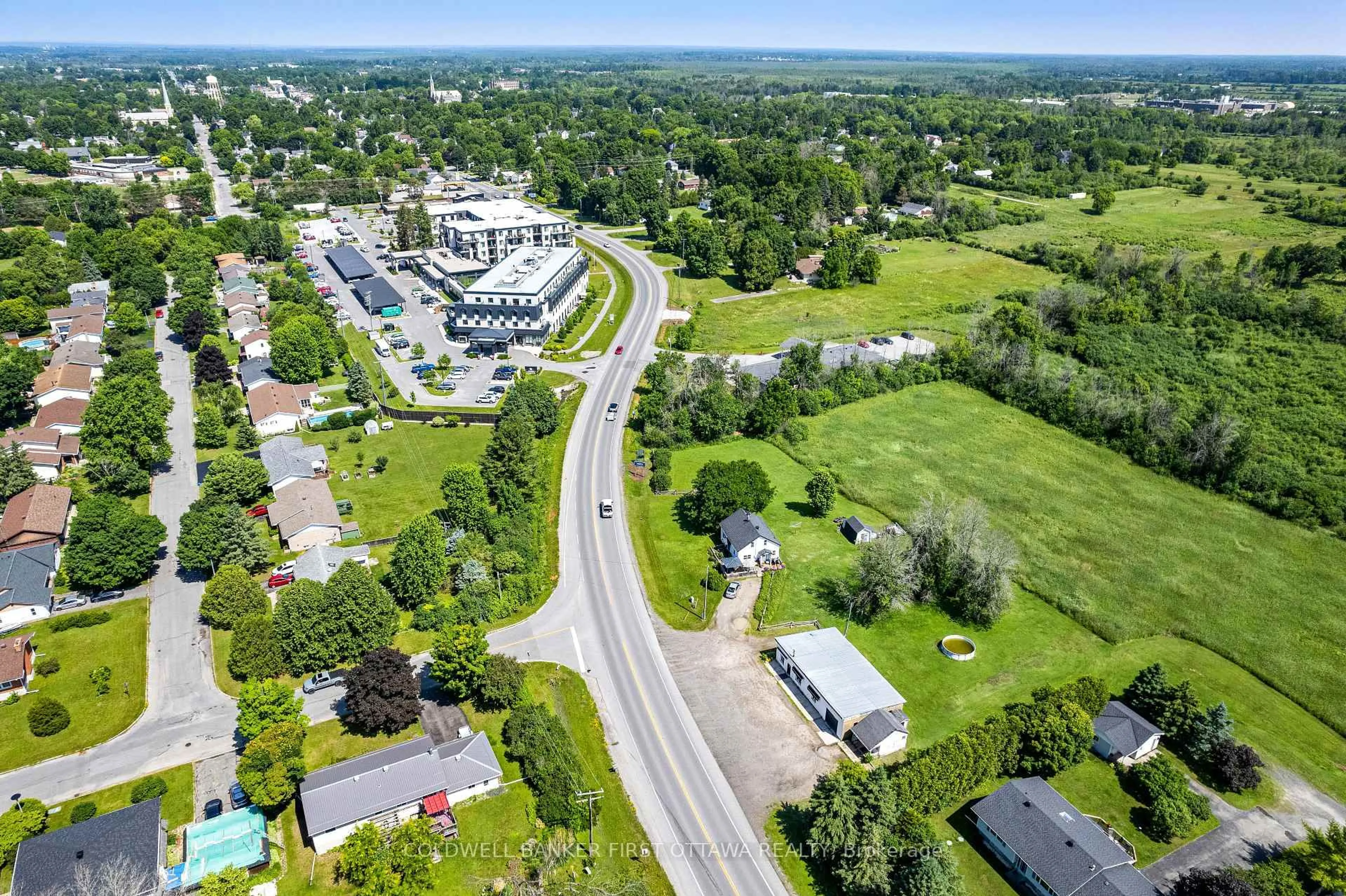 A pic from outside/outdoor area/front of a property/back of a property/a pic from drone, street for 3004 Rideau Ferry Rd, Perth Ontario K7H 0H3
