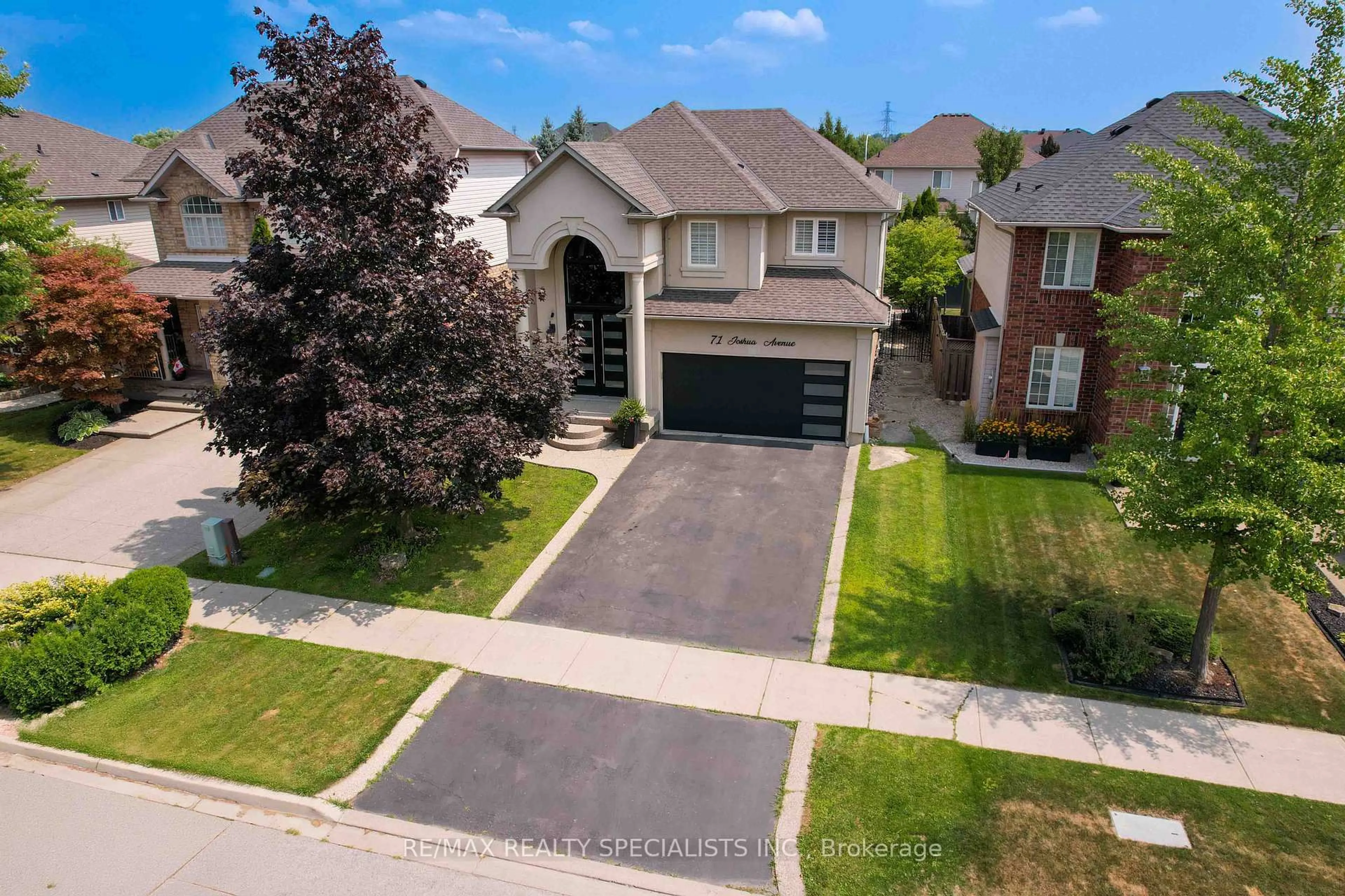 A pic from outside/outdoor area/front of a property/back of a property/a pic from drone, street for 71 Joshua Ave, Hamilton Ontario L9K 1P8