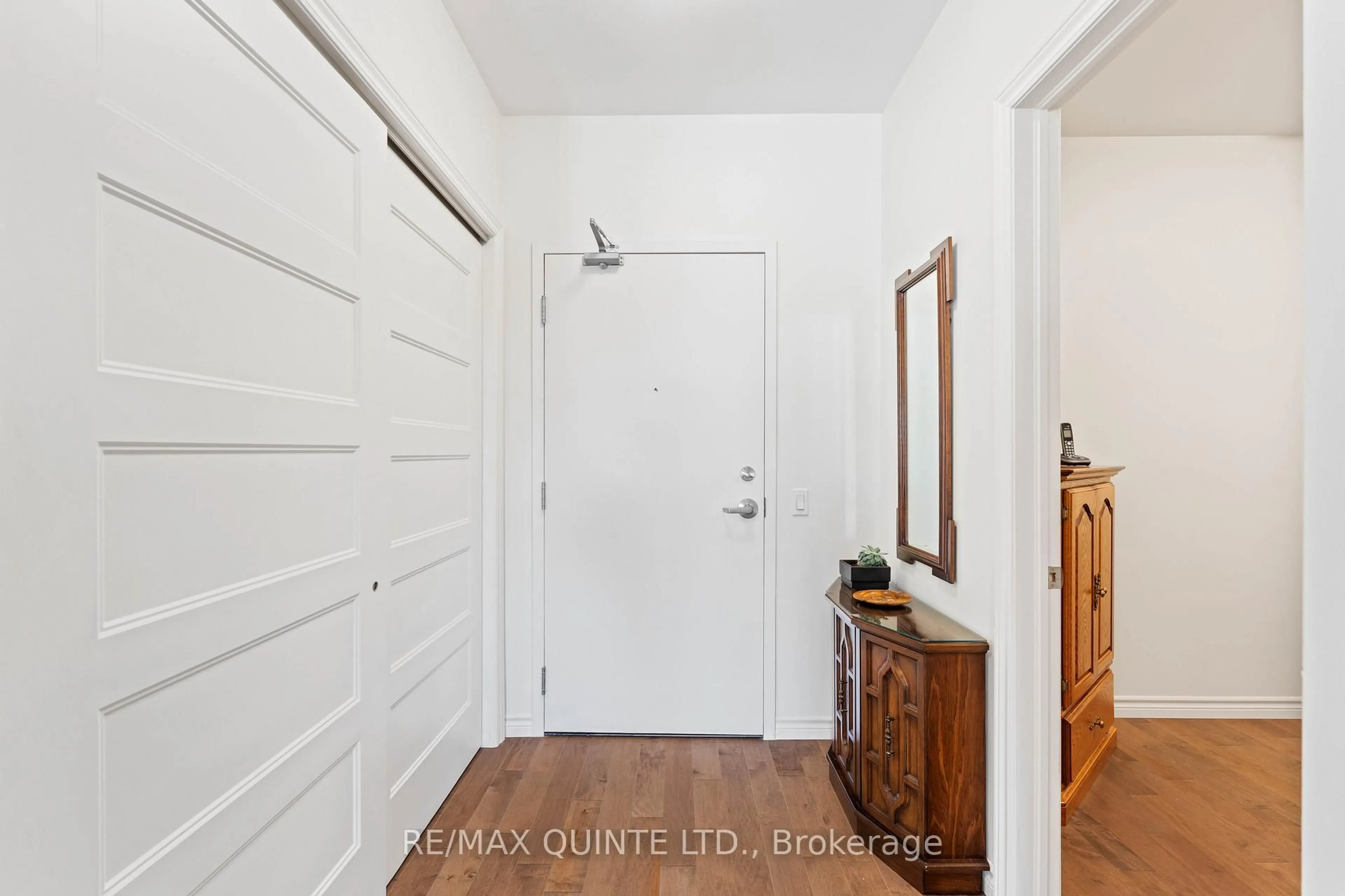 Indoor entryway for 199 Front St #303, Belleville Ontario K8N 5H5