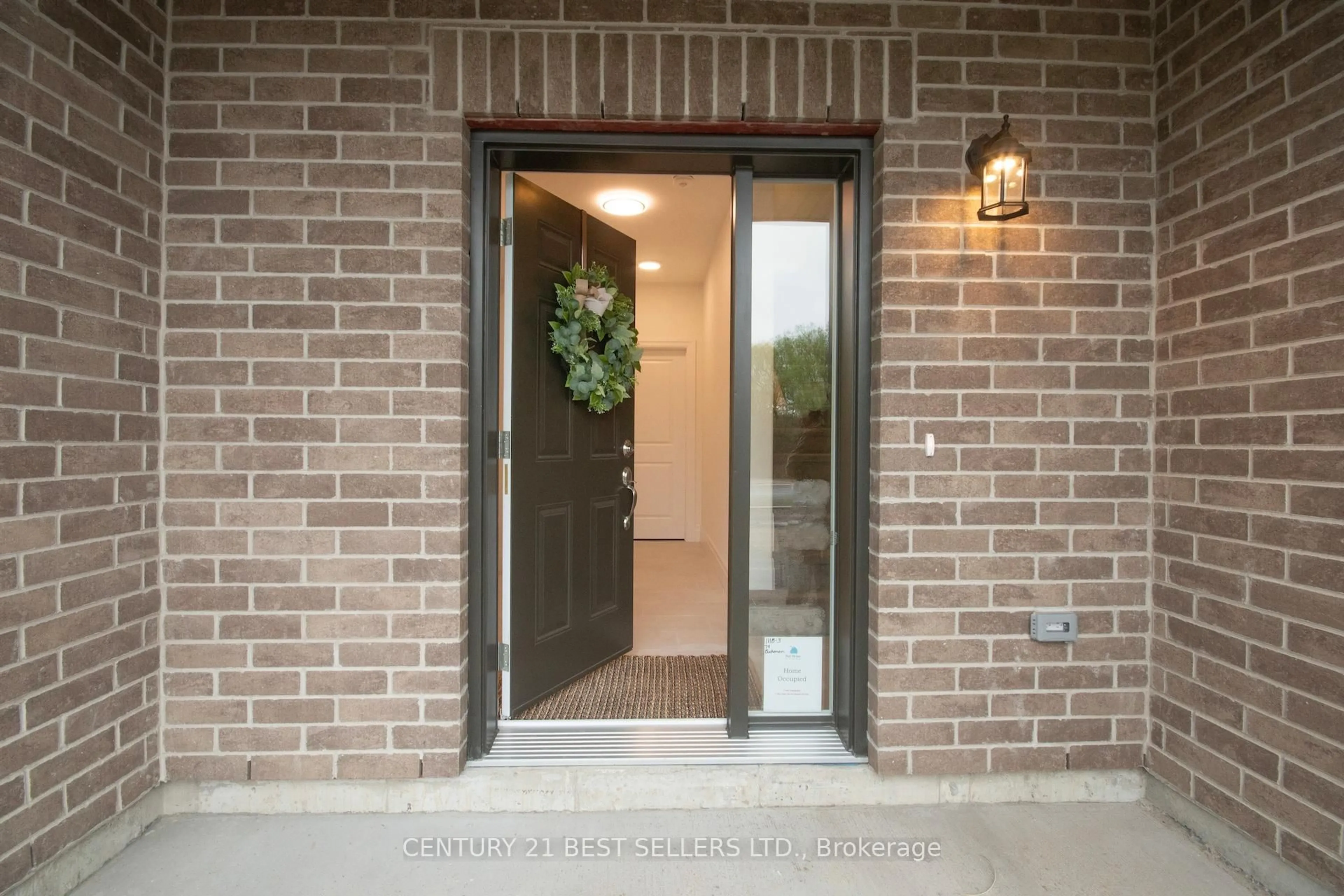 Indoor entryway for 79 Buchanan Ave, Prince Edward County Ontario K0K 2T0