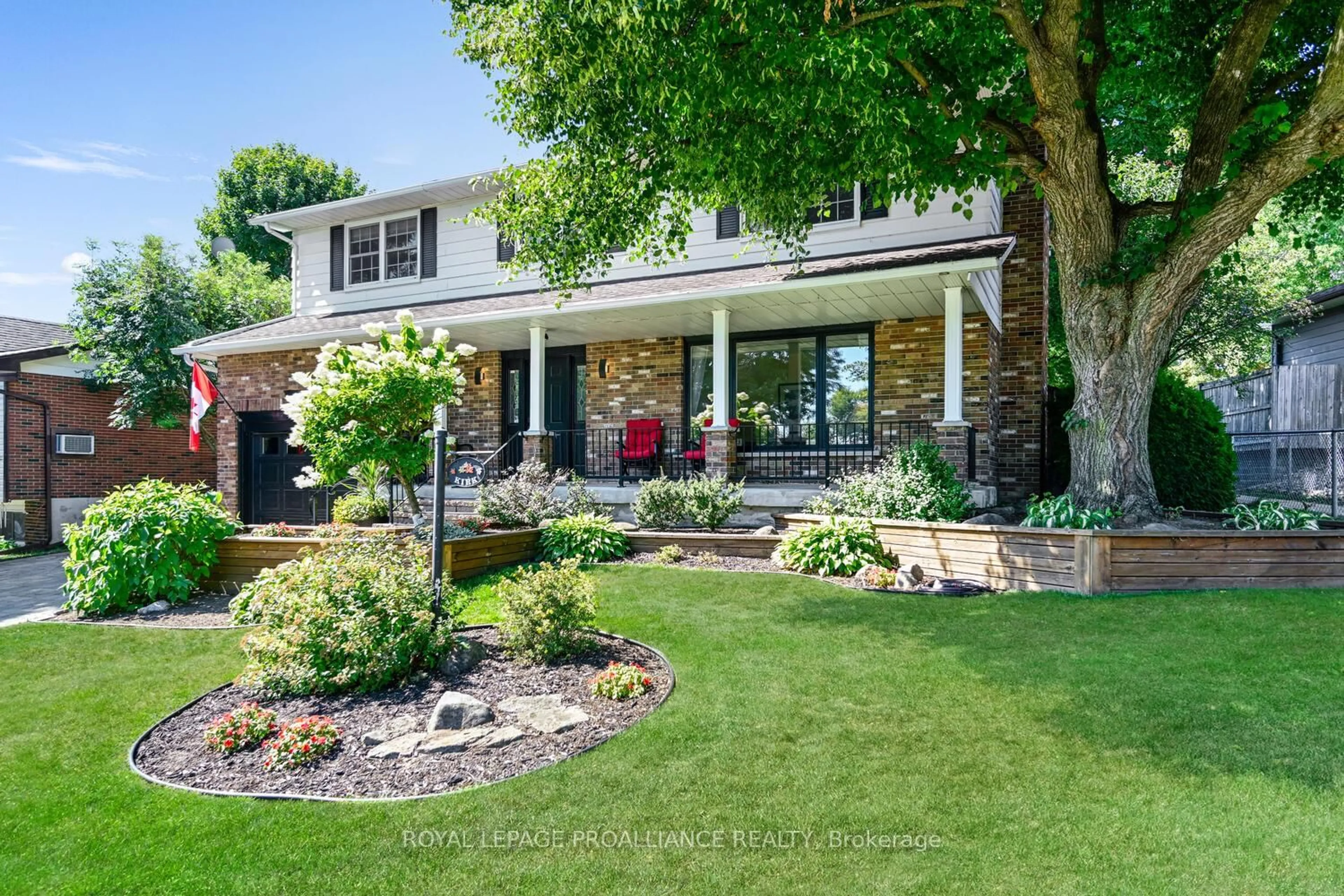 Home with brick exterior material, street for 1346 Briarwood Dr, Brockville Ontario K6V 6E4