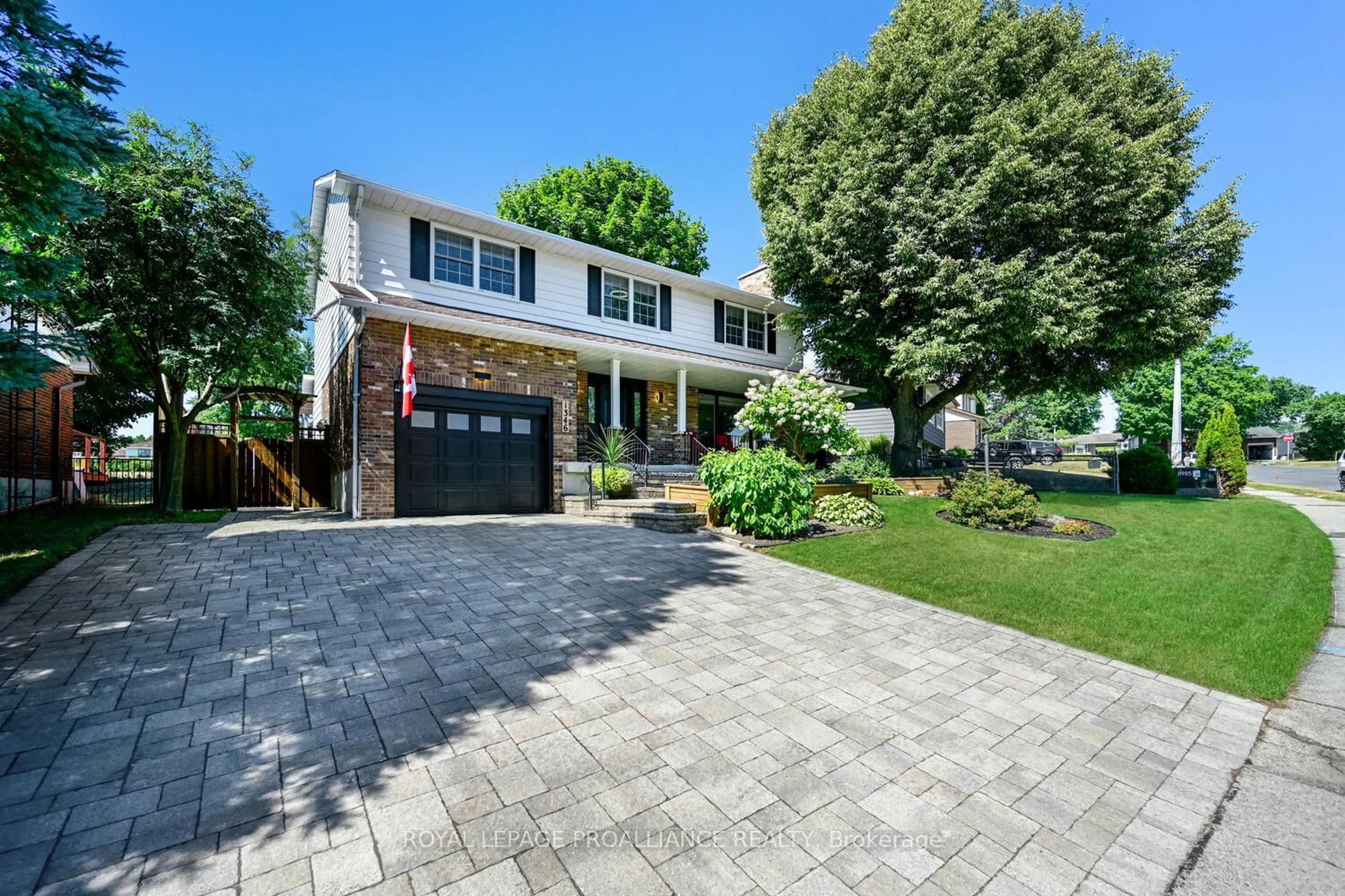 Home with brick exterior material, street for 1346 Briarwood Dr, Brockville Ontario K6V 6E4