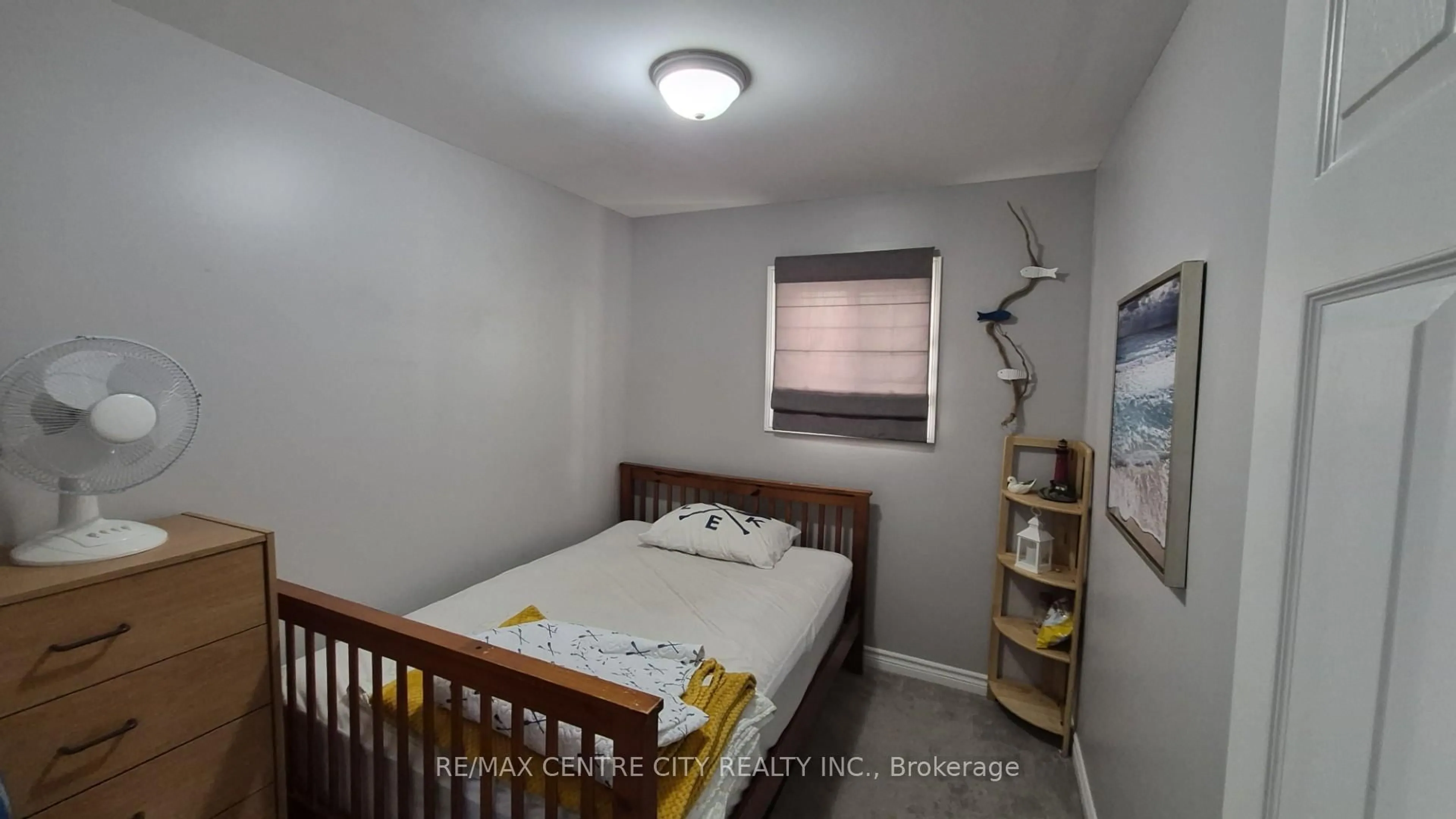 A pic of a room for 143 William St, Central Elgin Ontario N5L 1E2