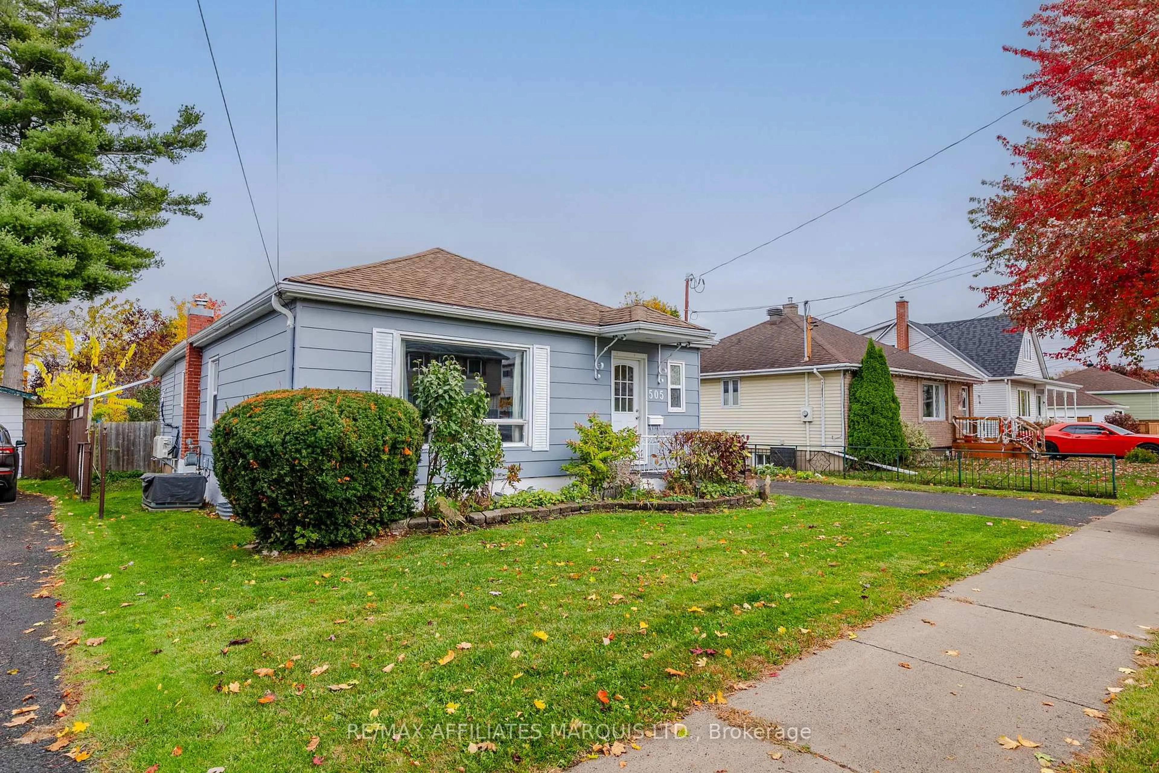 Home with vinyl exterior material, street for 505 Guy St, Cornwall Ontario K6H 4V7