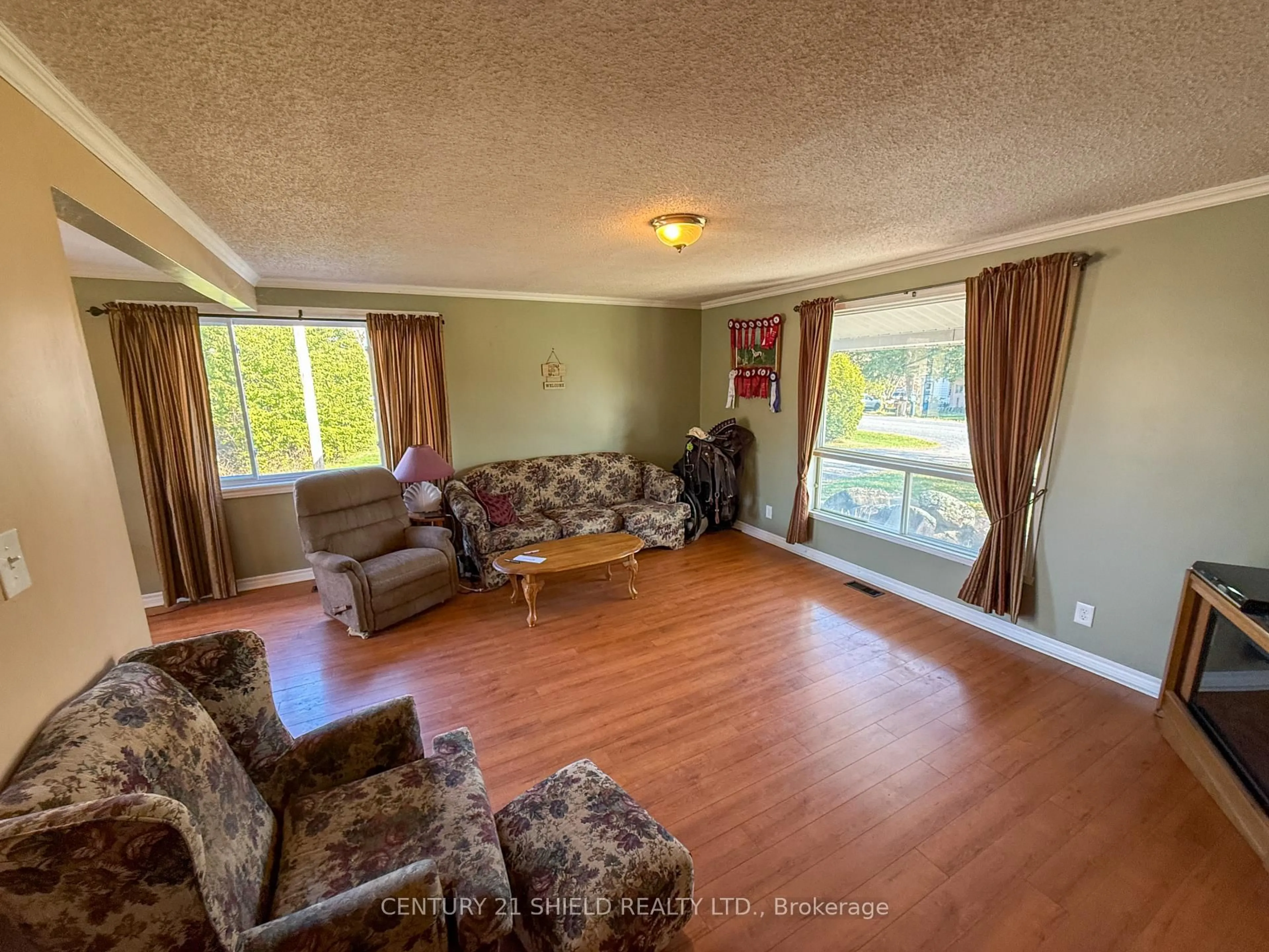 Living room with furniture, unknown for 16297 Northfield Rd, South Stormont Ontario K0C 1Y0