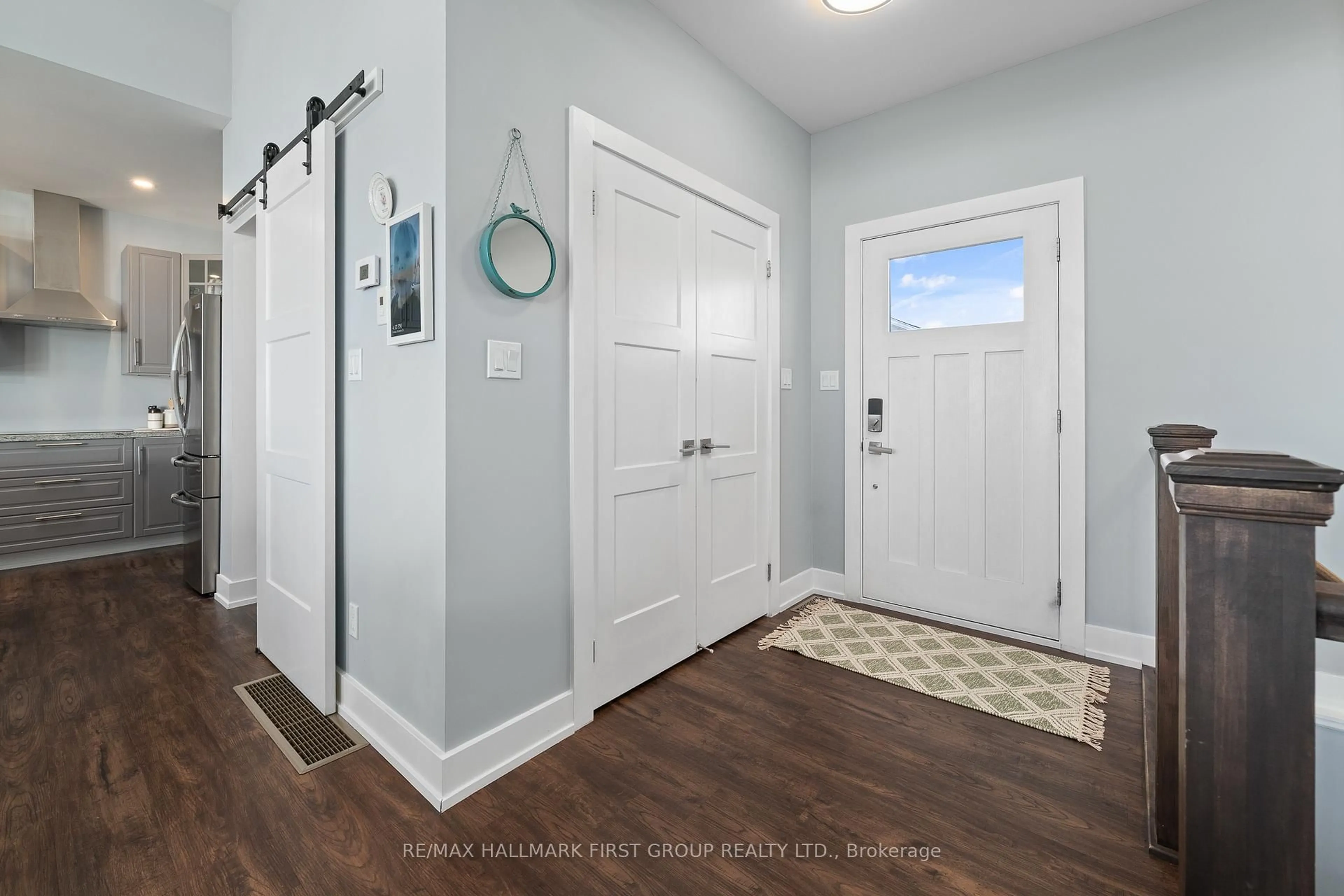 Indoor entryway for 635 Northumberland Heights Rd, Alnwick/Haldimand Ontario K9A 4J8