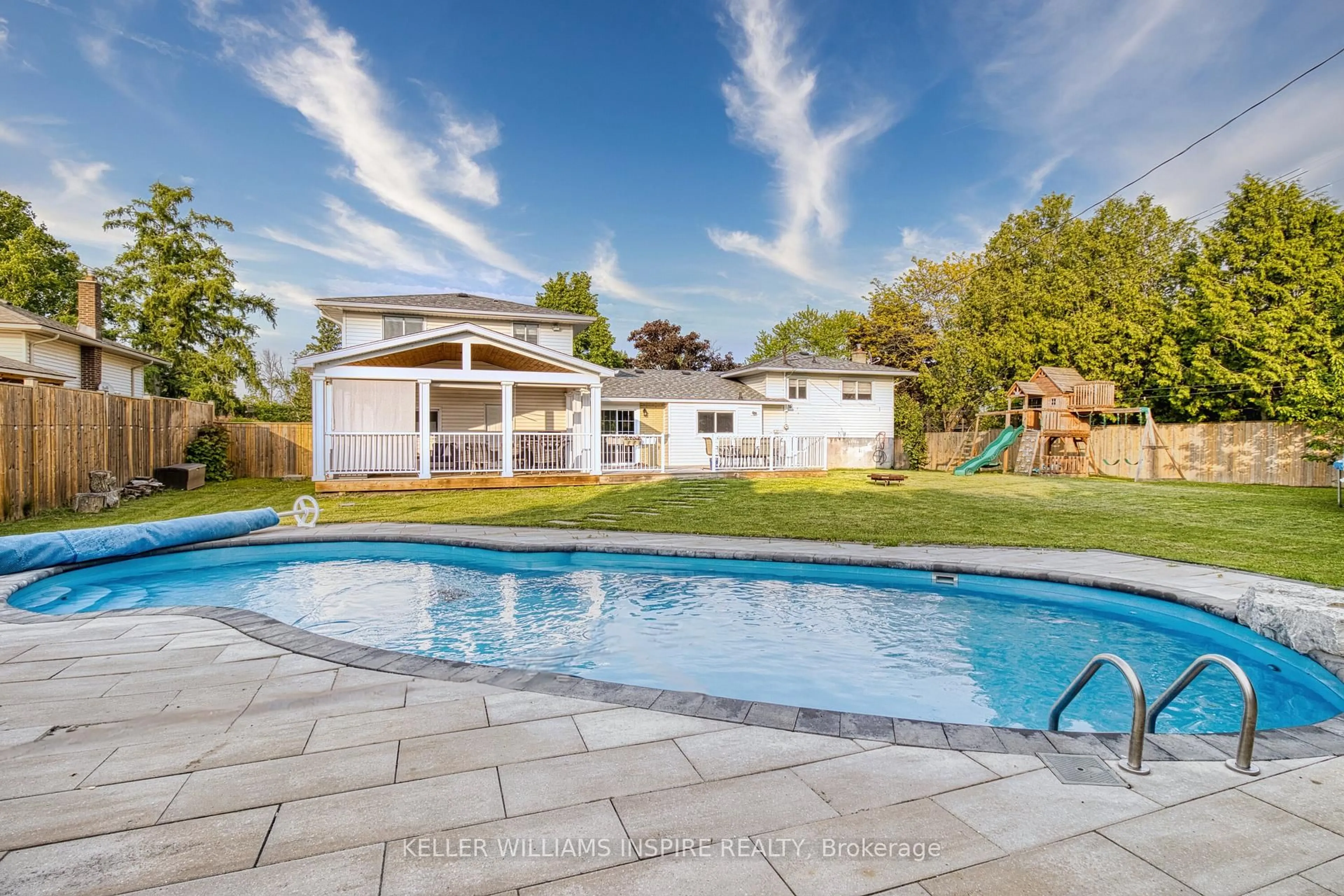 A pic from outside/outdoor area/front of a property/back of a property/a pic from drone, unknown for 87 Jeffrey Dr, Trenton Ontario K8V 5P8