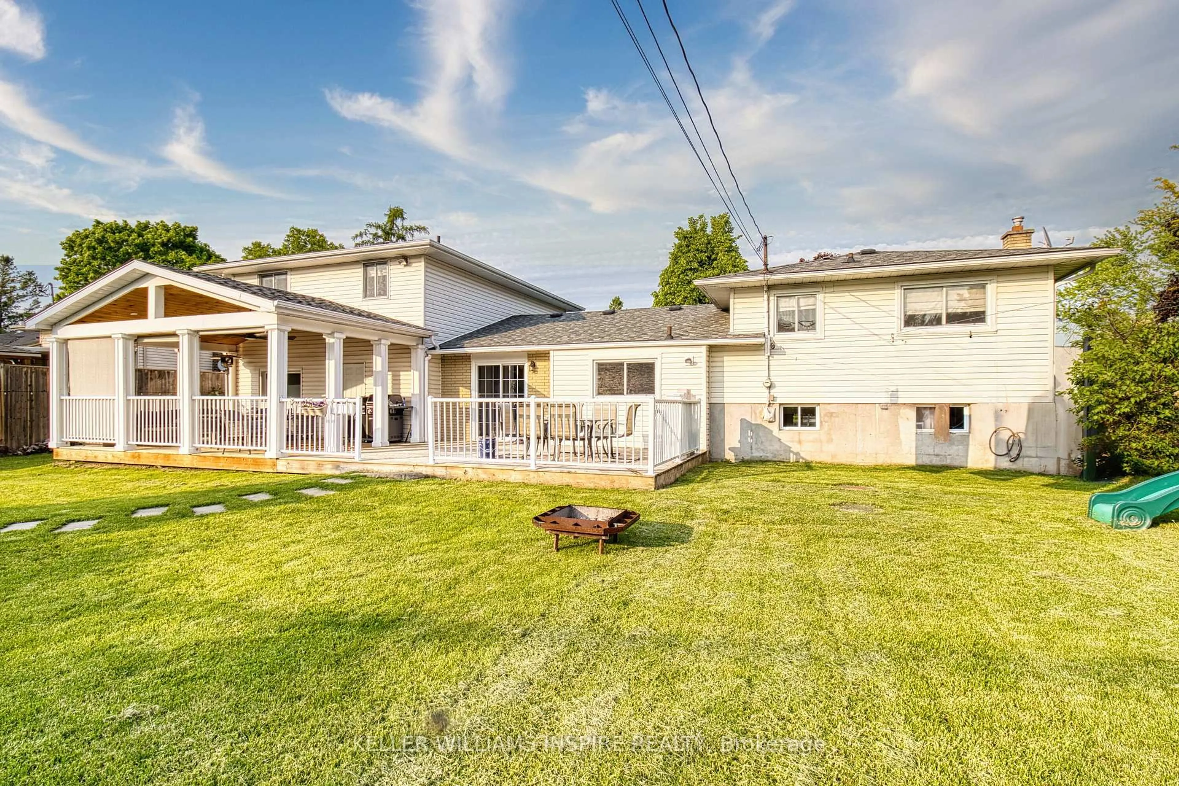 A pic from outside/outdoor area/front of a property/back of a property/a pic from drone, unknown for 87 Jeffrey Dr, Trenton Ontario K8V 5P8