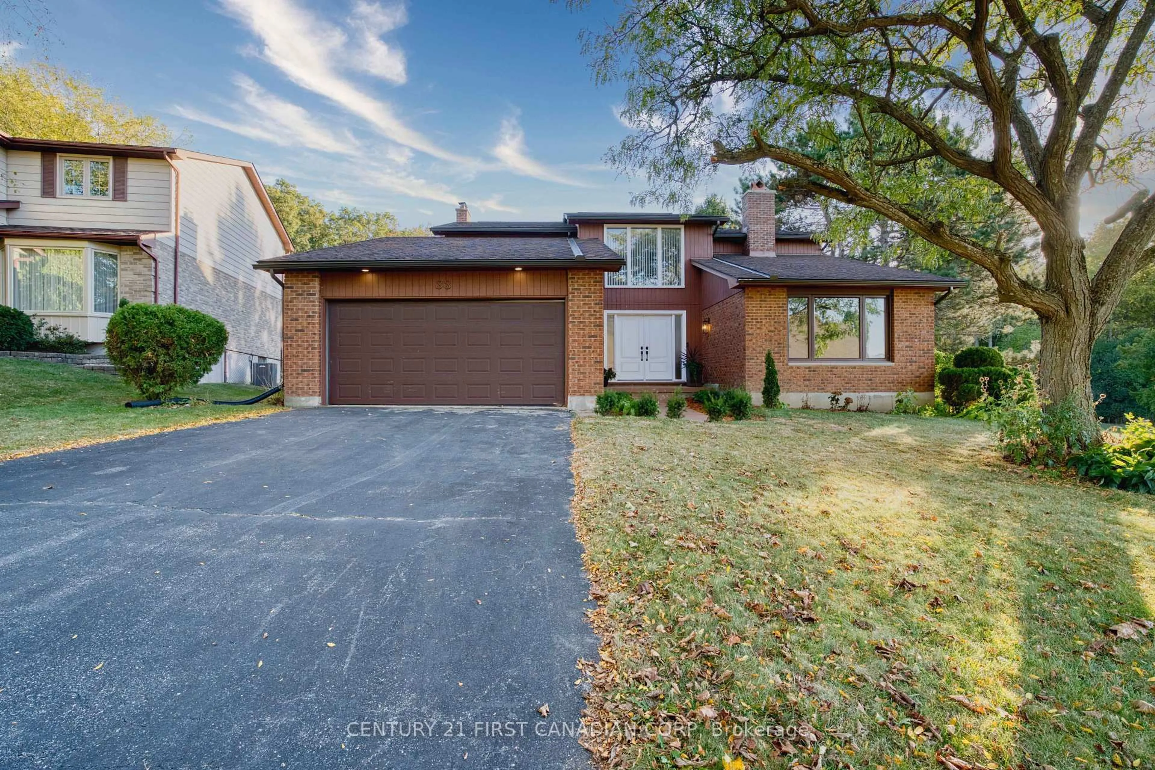 Home with brick exterior material, street for 33 Fourwinds Rd, London South Ontario N6K 3L1
