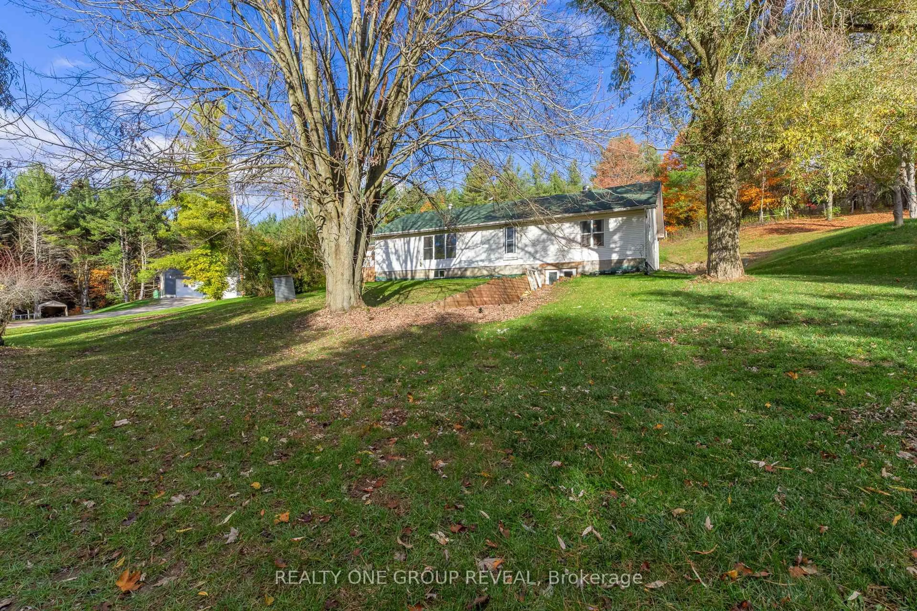 A pic from outside/outdoor area/front of a property/back of a property/a pic from drone, unknown for 1179 County 23 Rd, Alnwick/Haldimand Ontario K0K 2G0