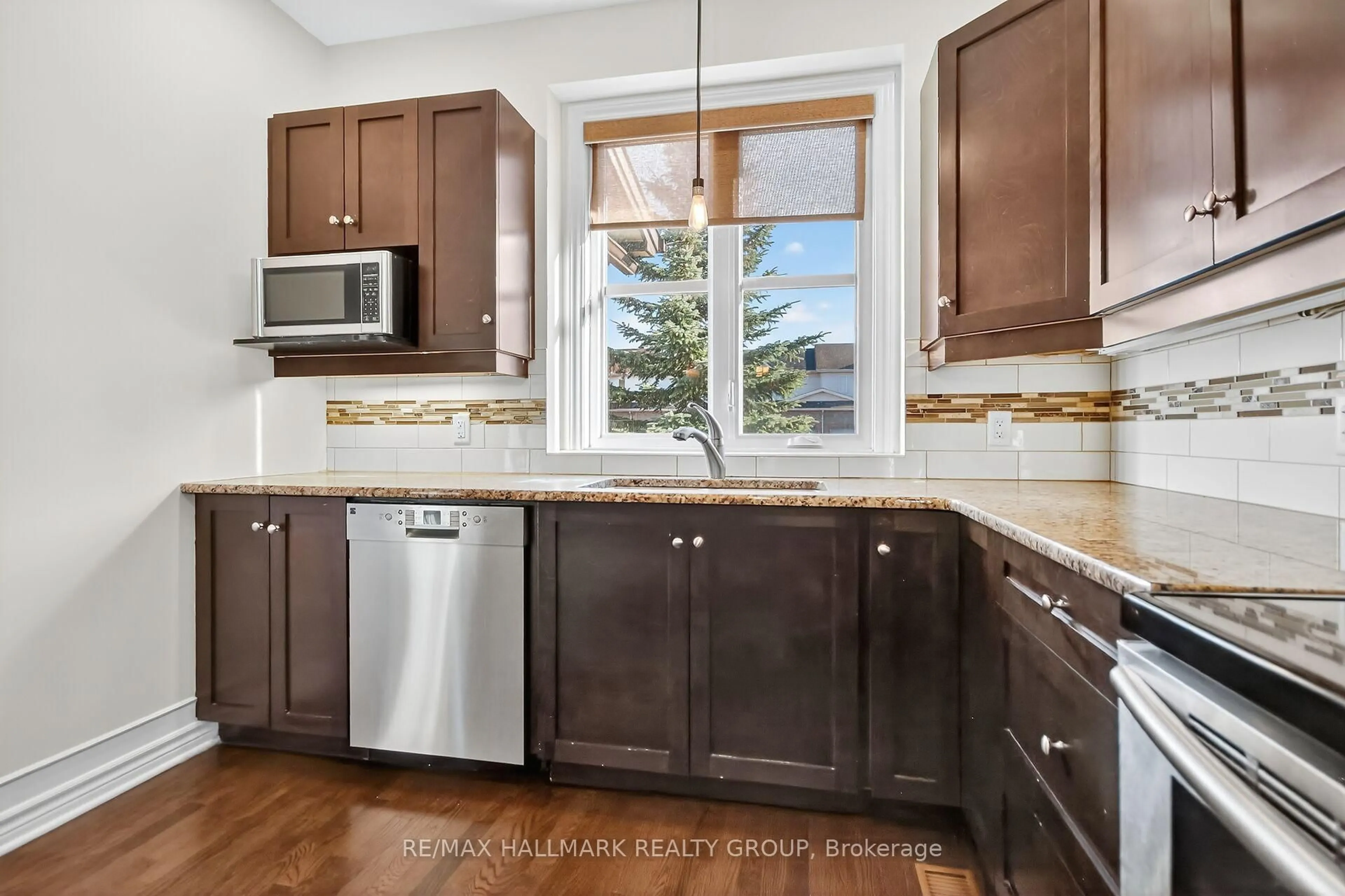 Open concept kitchen, ceramic/tile floor for 55 Claridge Dr, Ottawa Ontario K2J 5A3