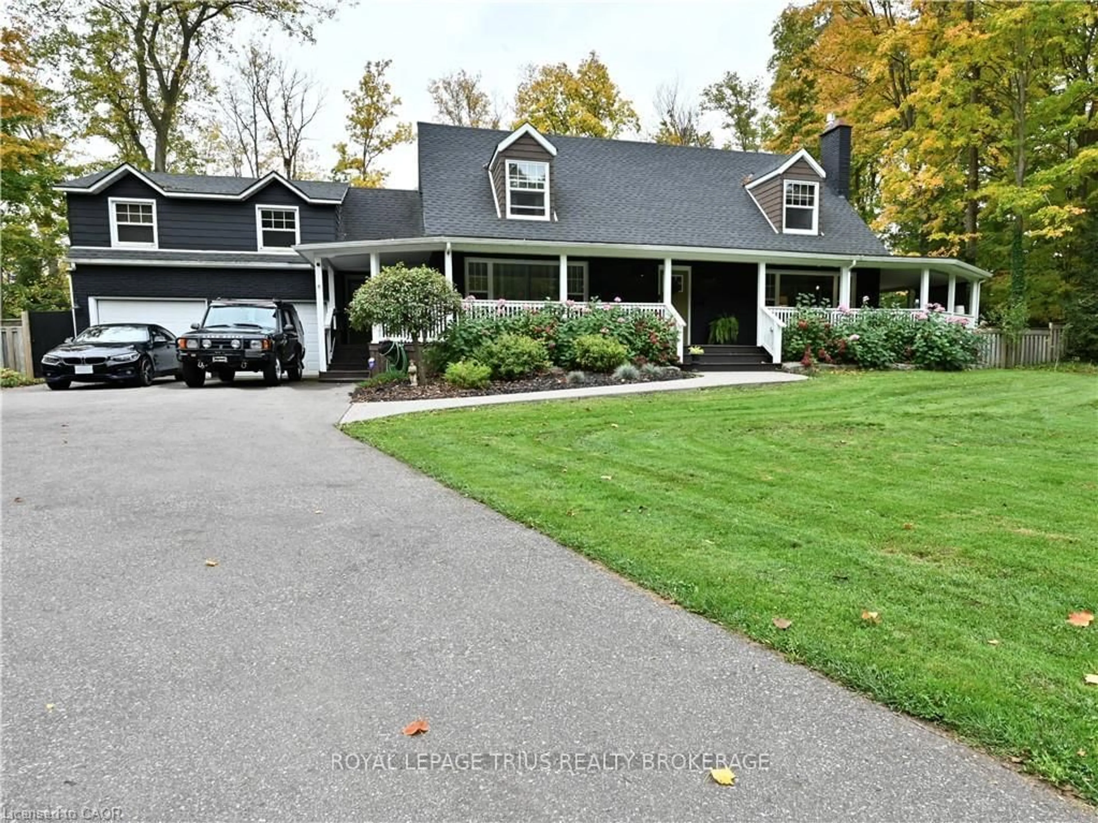 Home with vinyl exterior material, street for 213 Woodland Dr, Norfolk Ontario N3Y 4K3