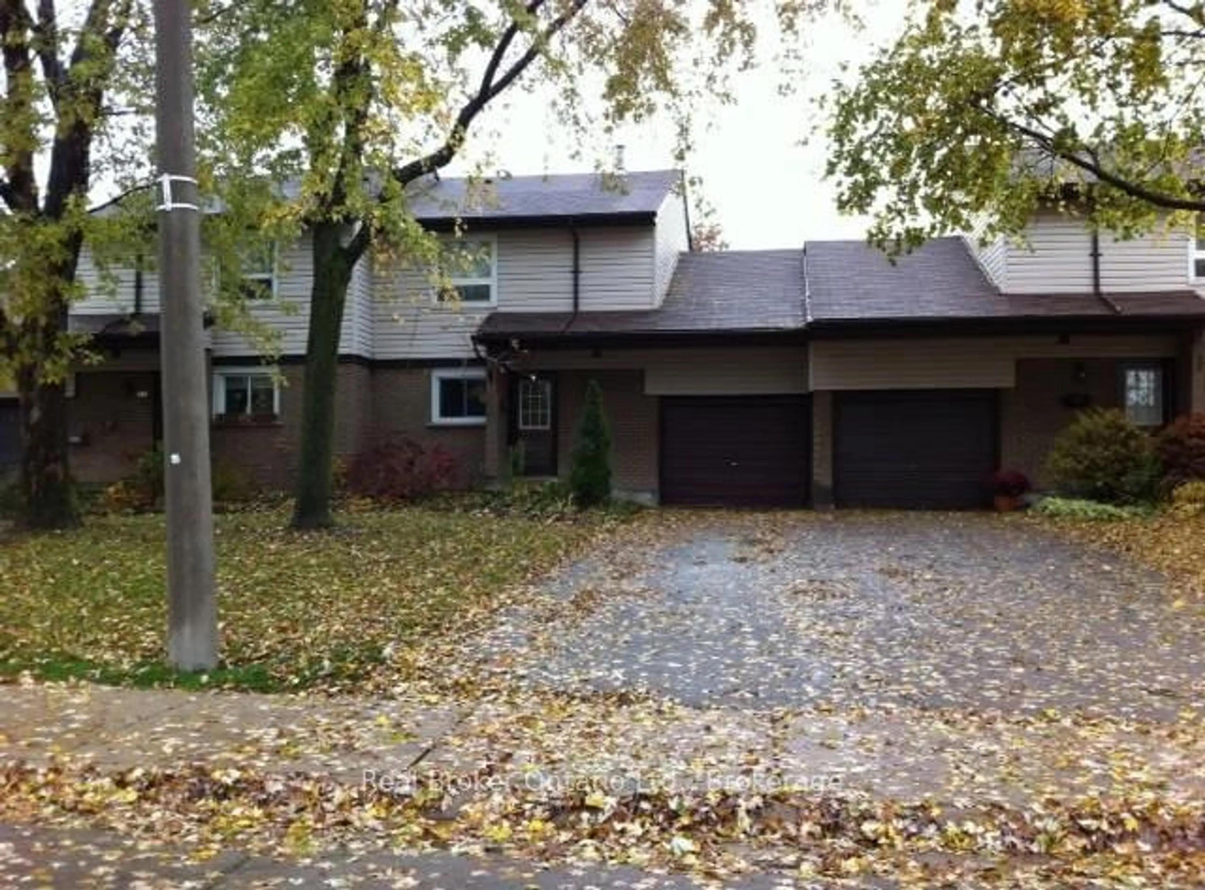 Unknown for 23 Queenslea Dr #75, Hamilton Ontario L8W 1T7