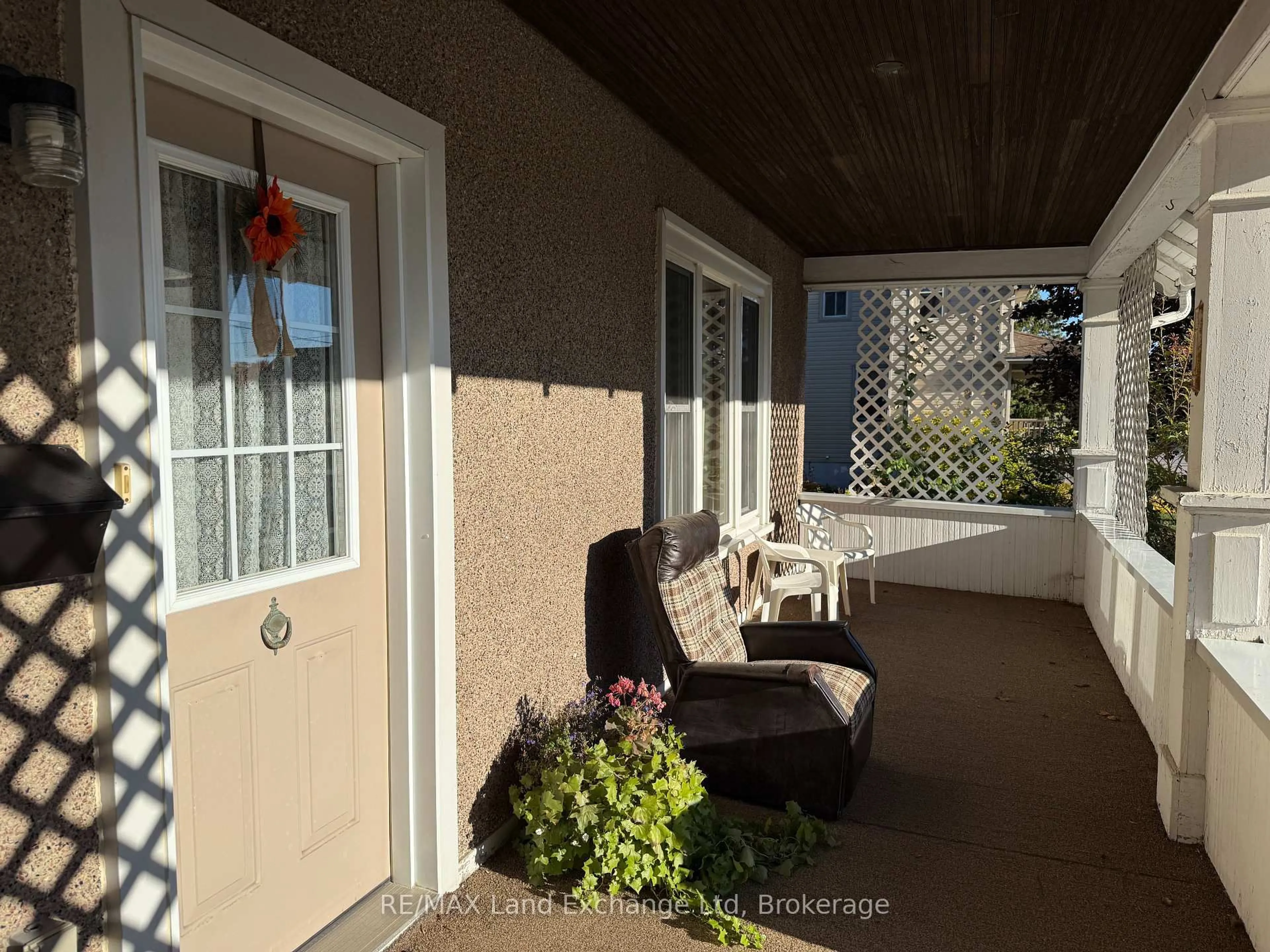 Patio, street for 351 Queen St, North Huron Ontario N0M 1H0