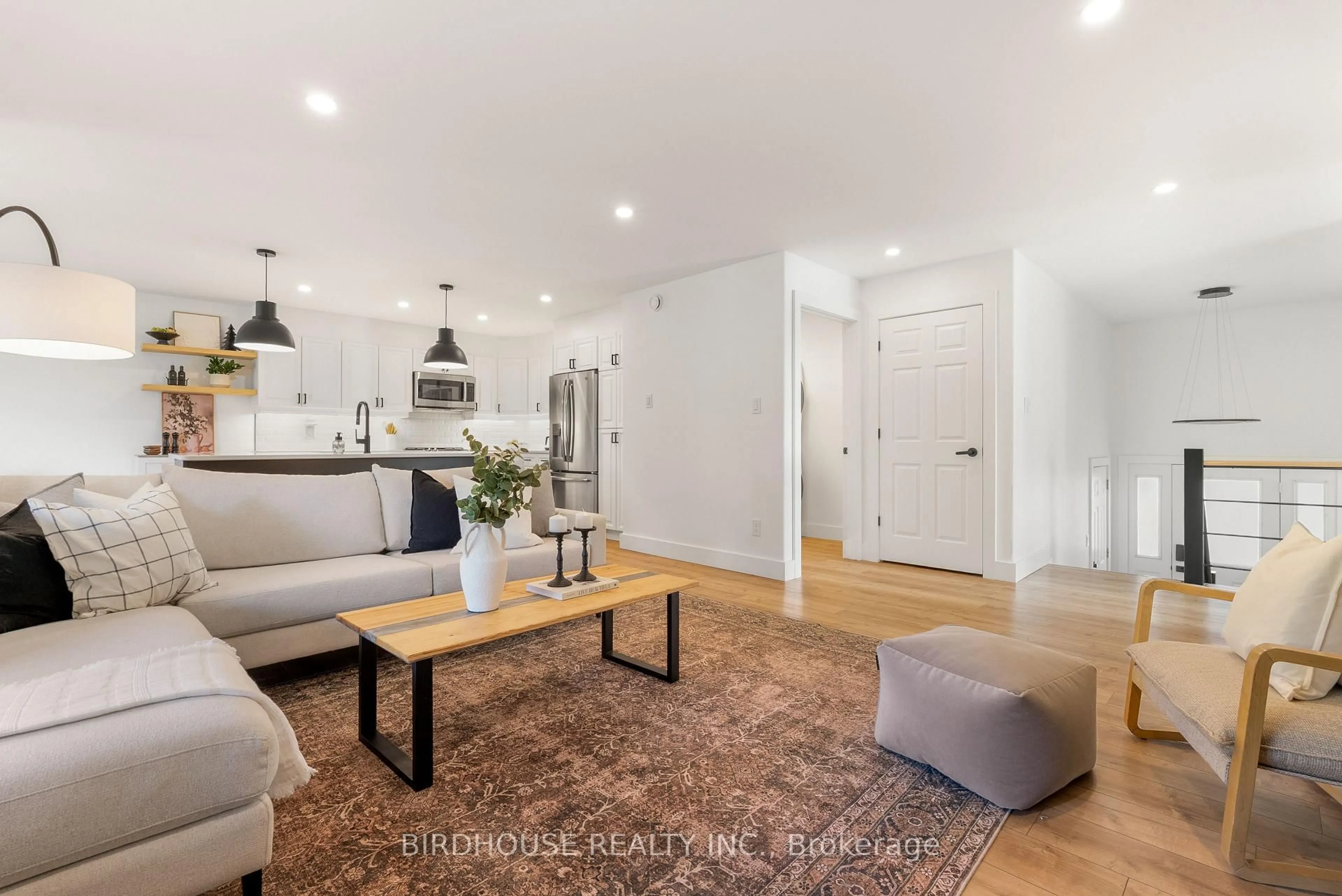 Living room with furniture, unknown for 50 Birch Cres, Kawartha Lakes Ontario K0M 1A0