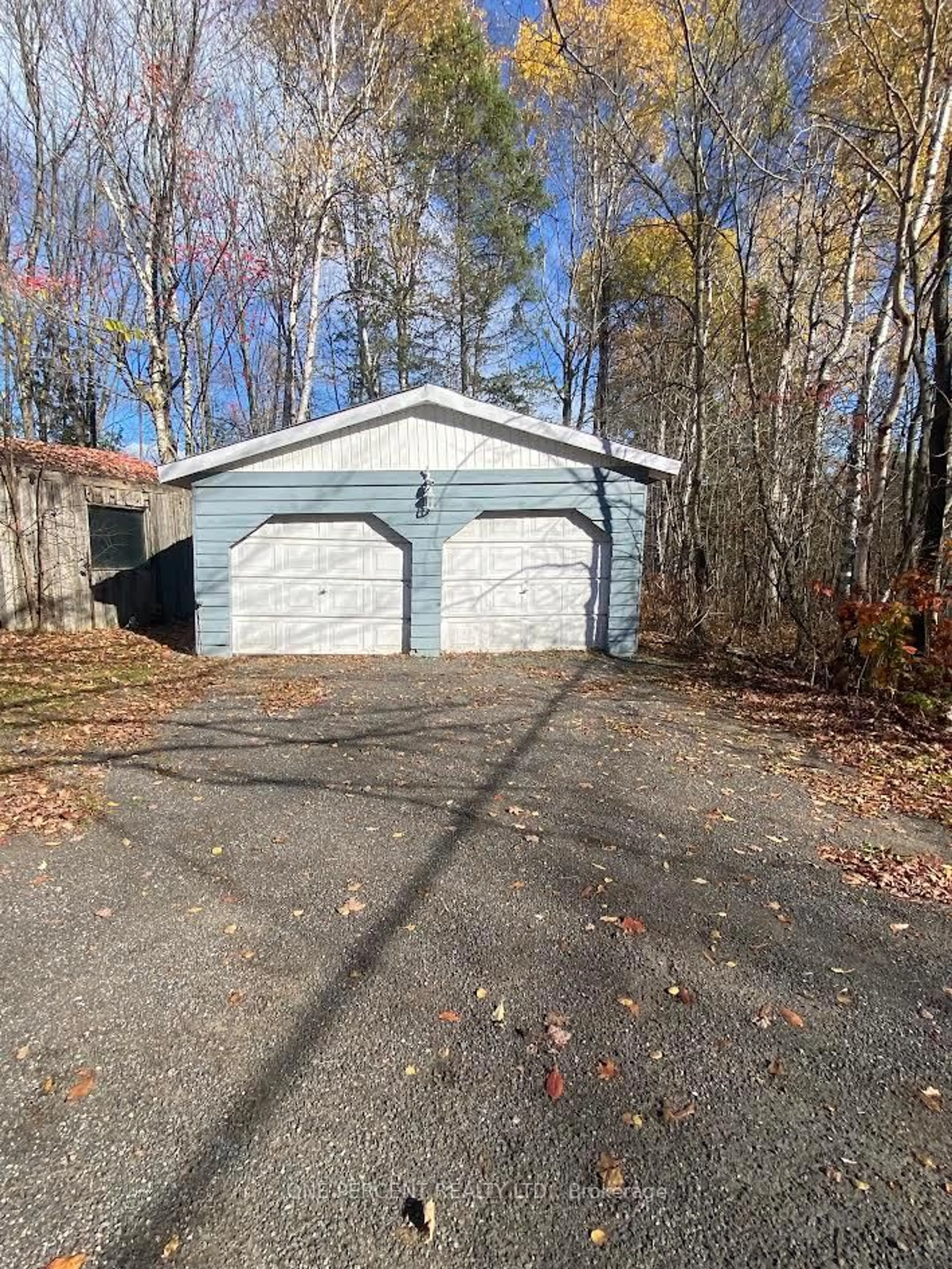 Shed for 42 Gun Club Rd, Huntsville Ontario P1H 2J2