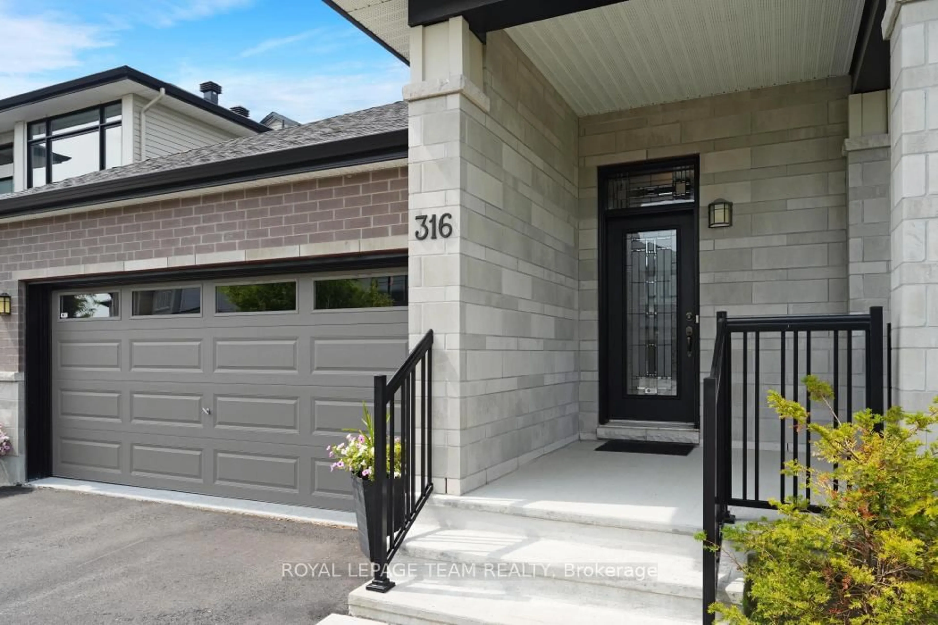 Home with brick exterior material, street for 316 Serenade Cres, Ottawa Ontario K1X 0B8