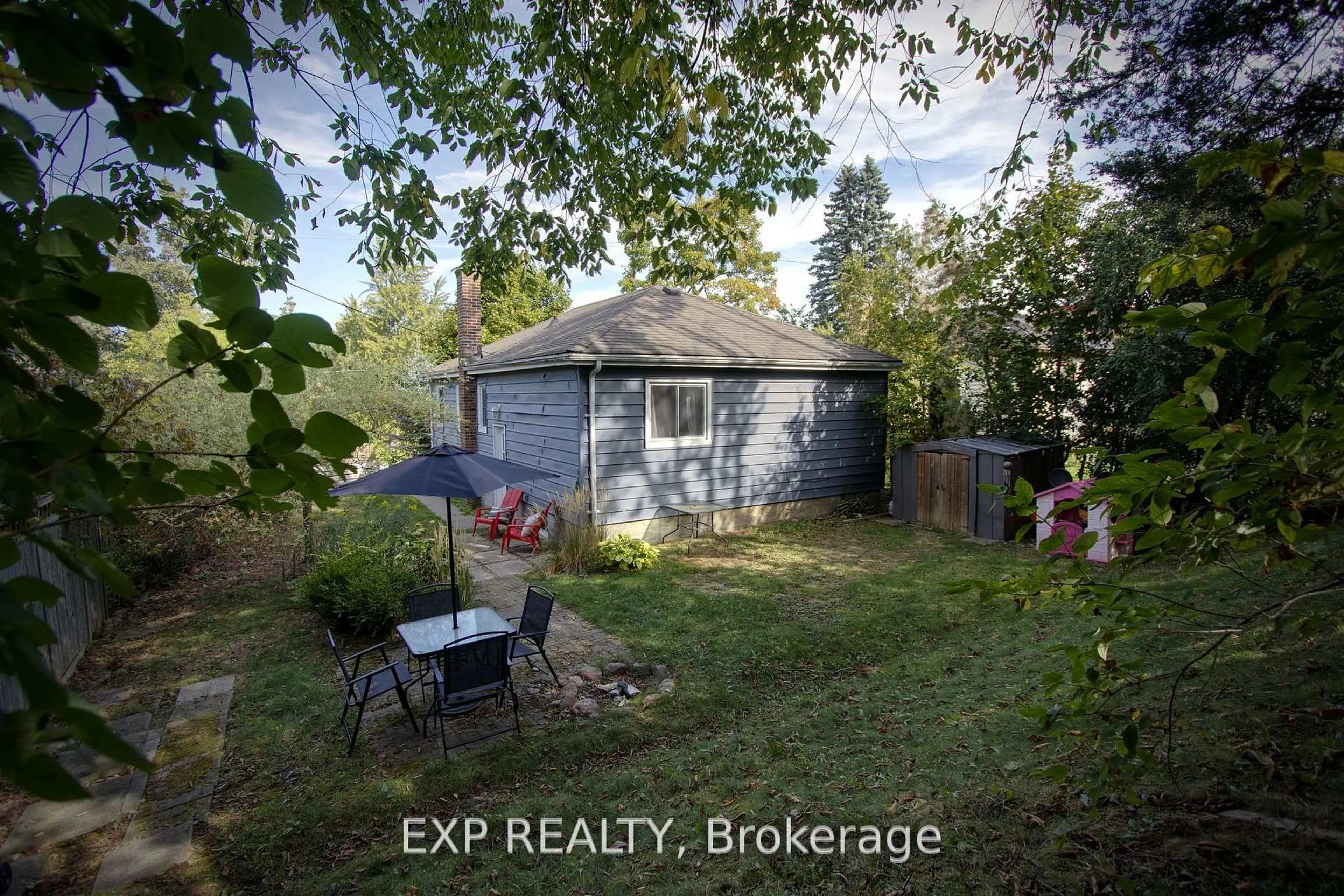 Shed for 349 EUCLID Ave, Peterborough Ontario K9H 1M7