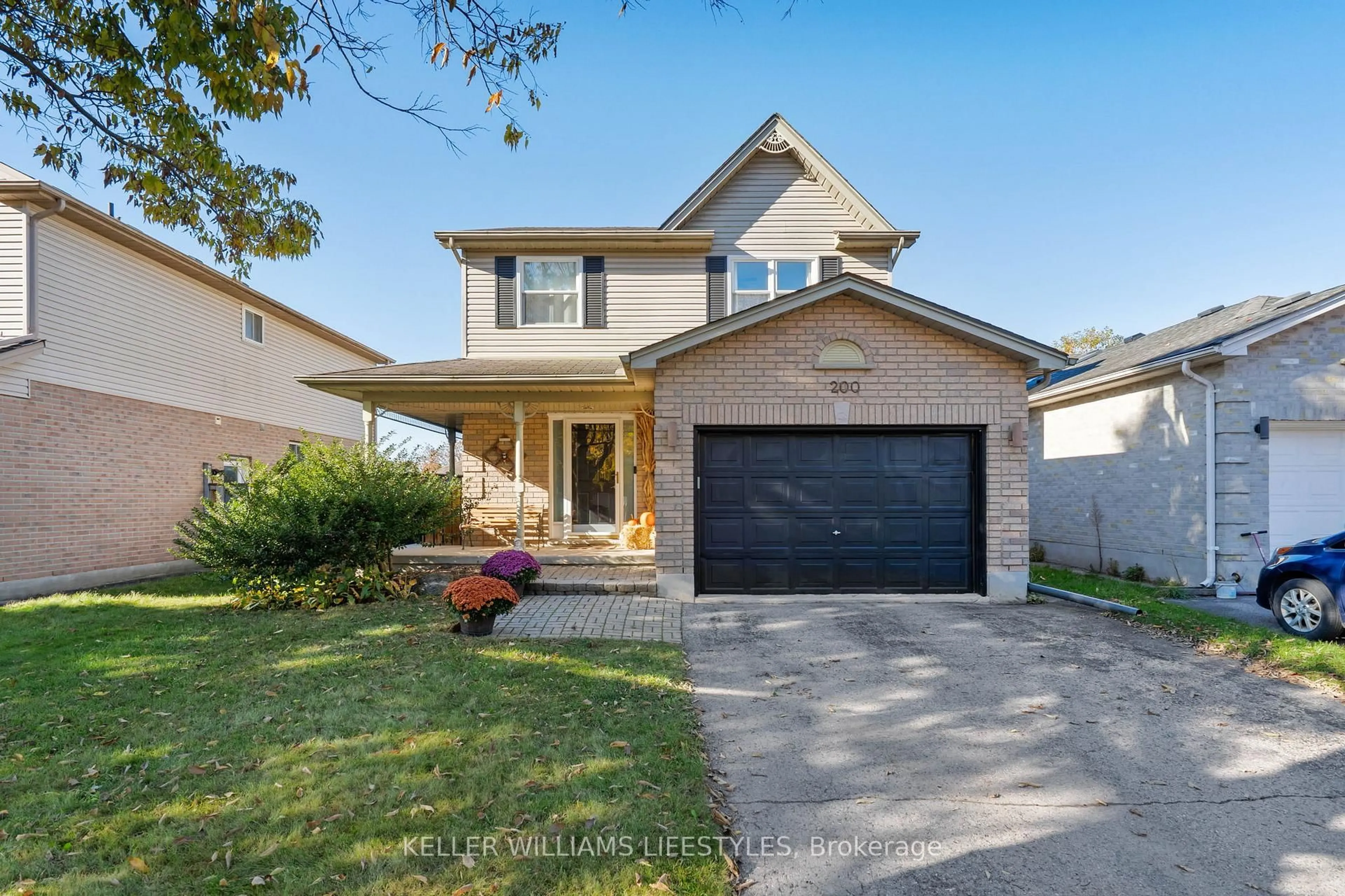 Home with vinyl exterior material, street for 200 Bournemouth Dr, London East Ontario N5V 4S8