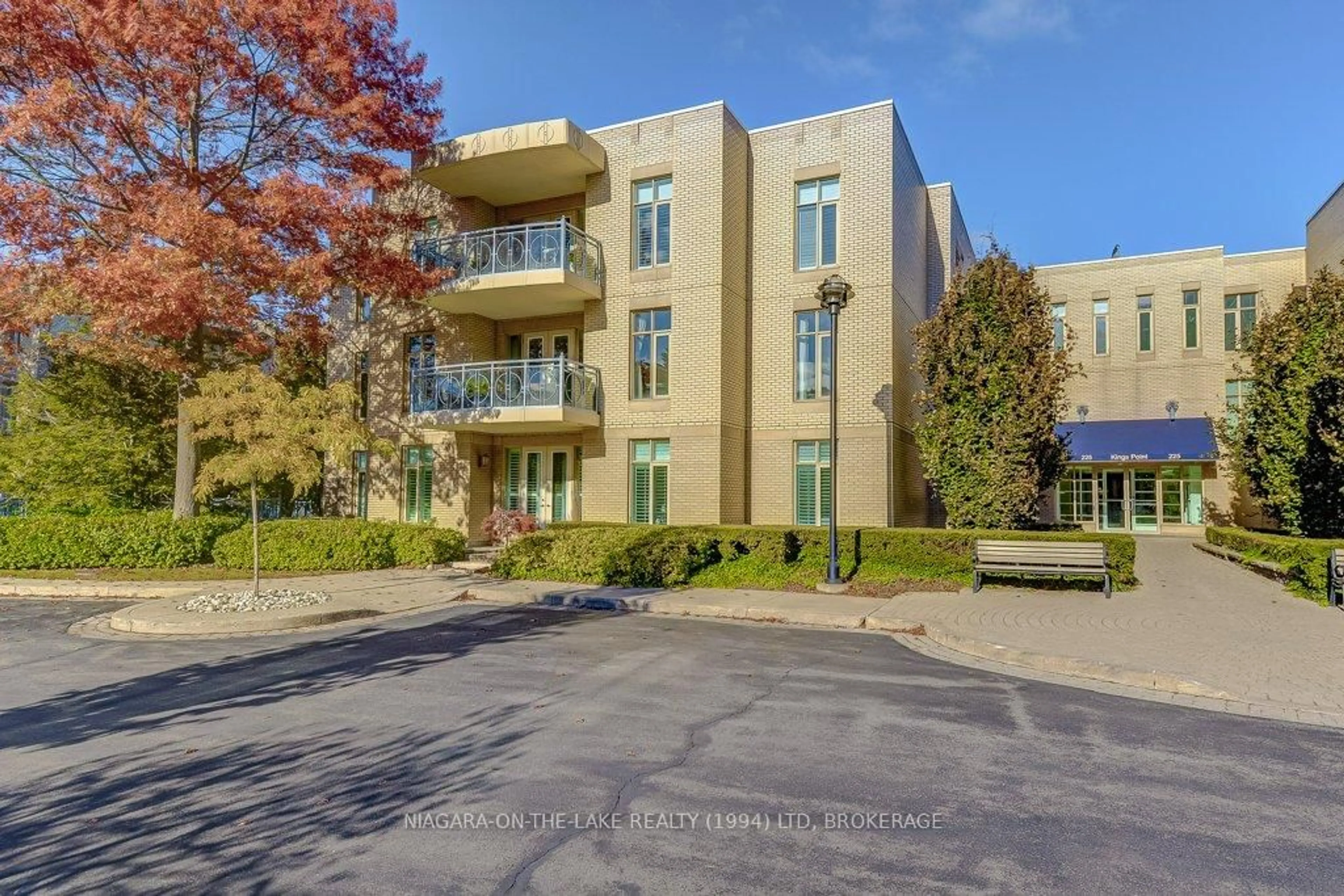 A pic from outside/outdoor area/front of a property/back of a property/a pic from drone, unknown for 225 RICARDO St #110, Niagara-on-the-Lake Ontario L0S 1J0