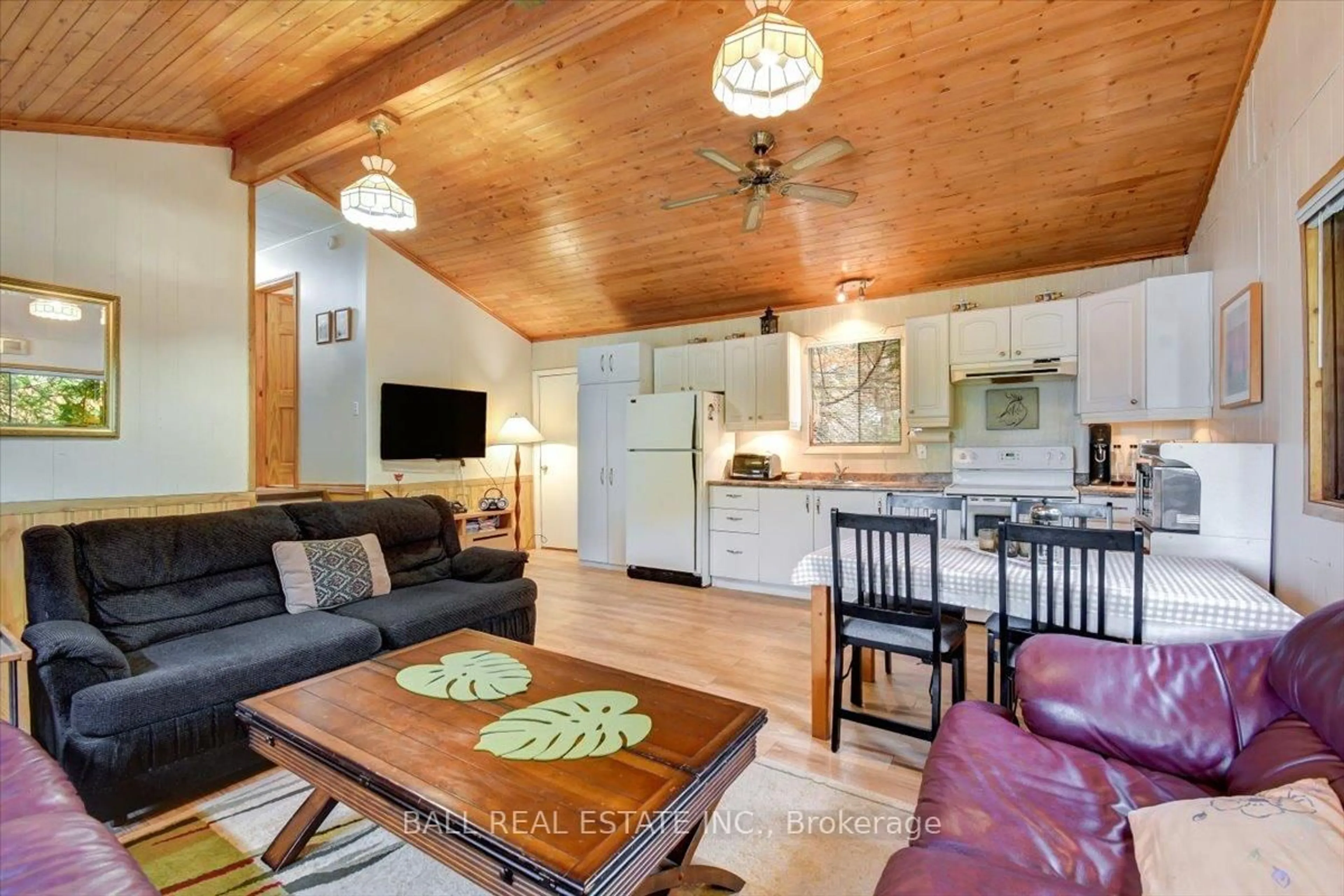 Open concept kitchen, wood/laminate floor for 40 South Jordan Lake Rd, Hastings Ontario K0L 1W0