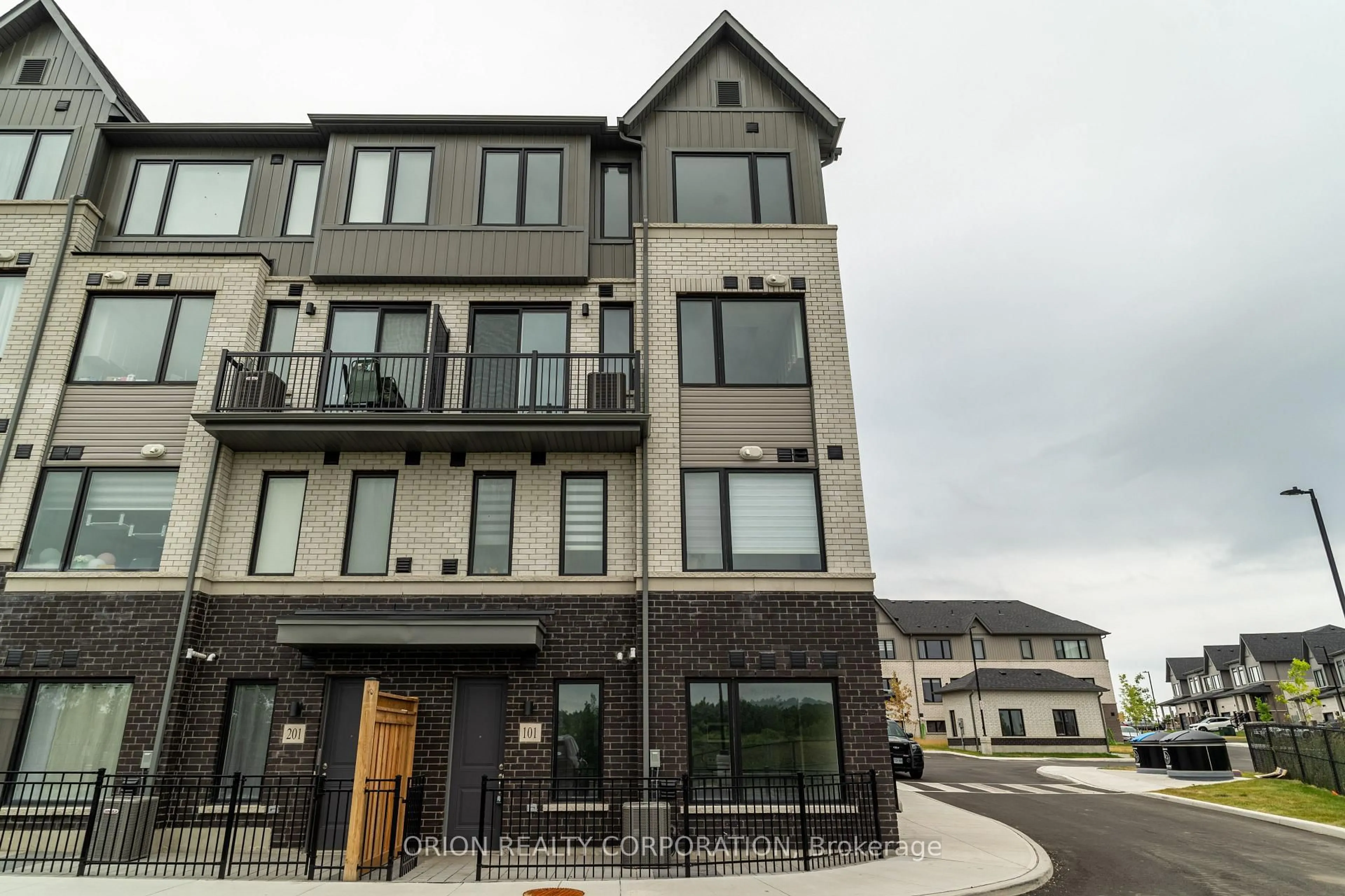 Unknown for 160 Densmore Rd #101, Cobourg Ontario K9A 0X8