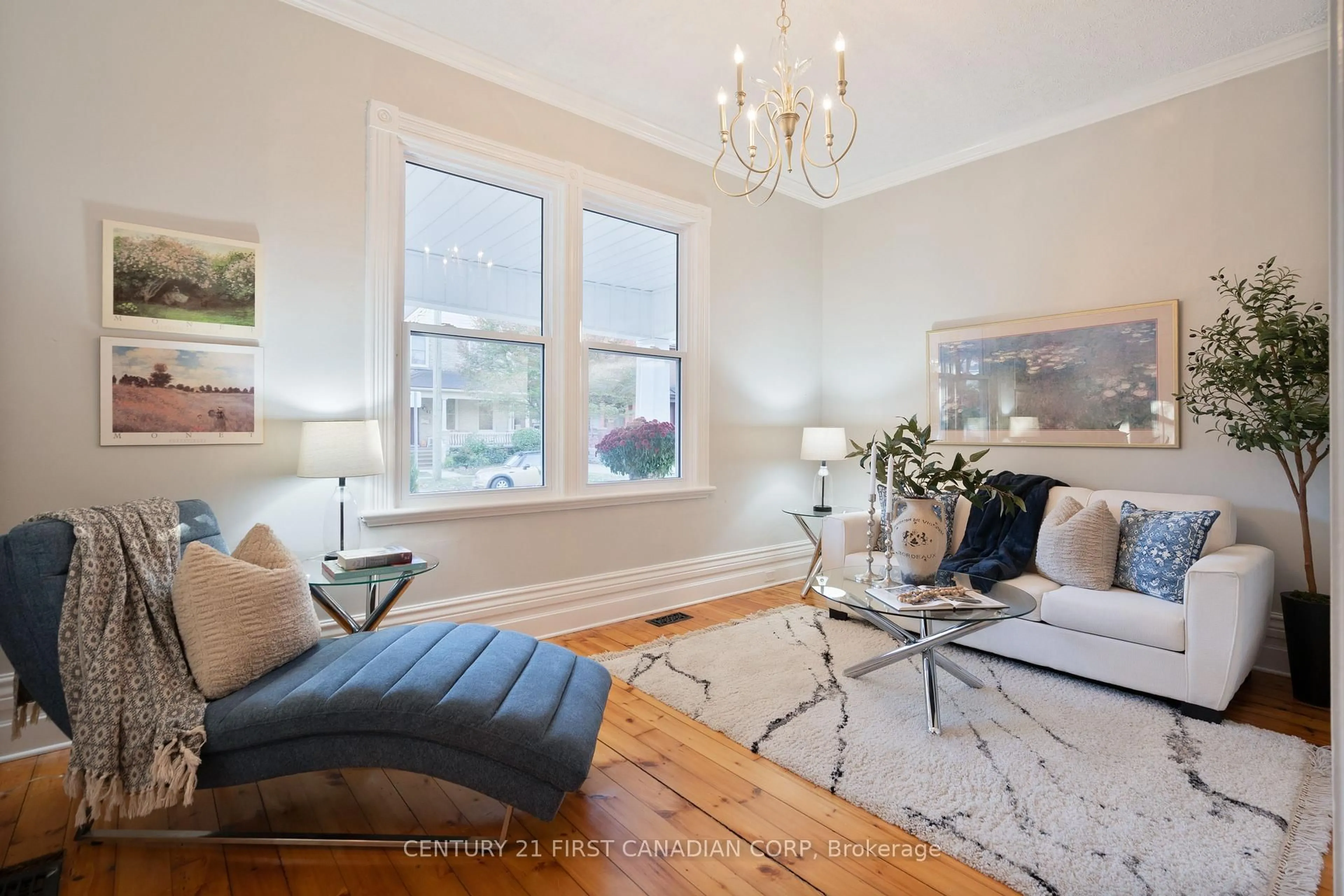 Living room with furniture, unknown for 46 Victor St, London South Ontario N6C 1B7