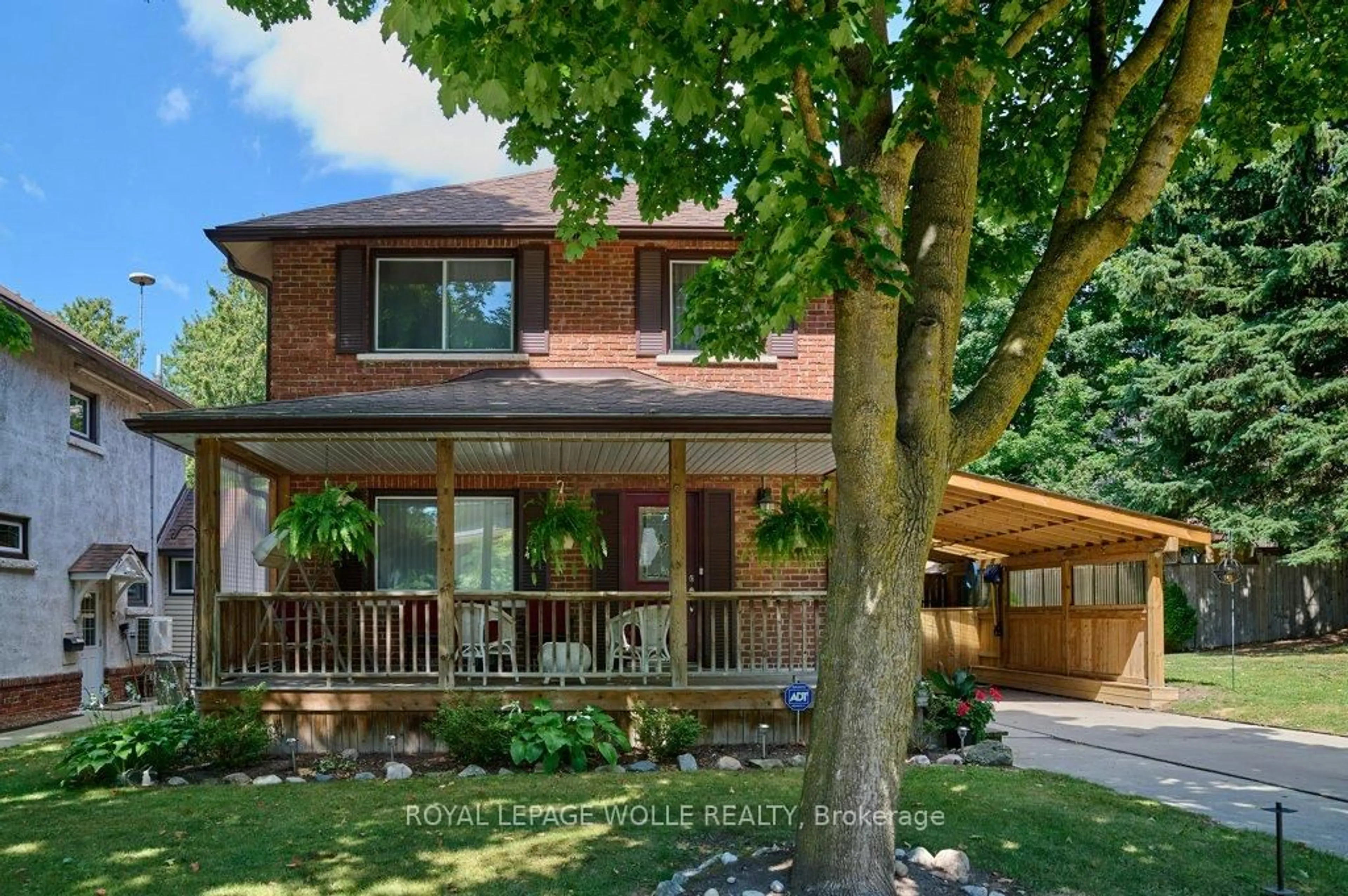 Home with brick exterior material, street for 120 Wood St, Kitchener Ontario N2G 2H8