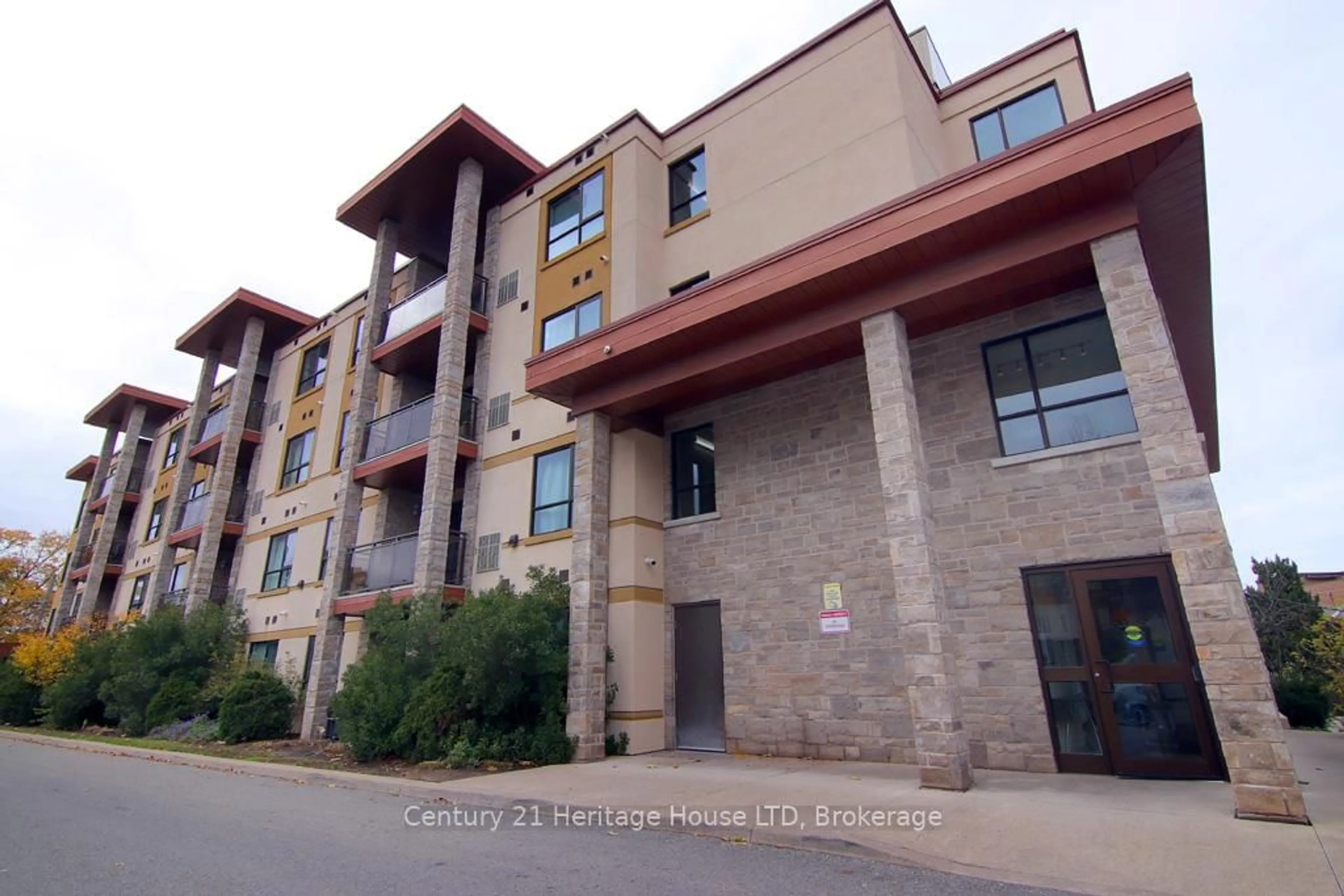 Unknown for 26 Wellington St #404, St. Catharines Ontario L2R 5P8