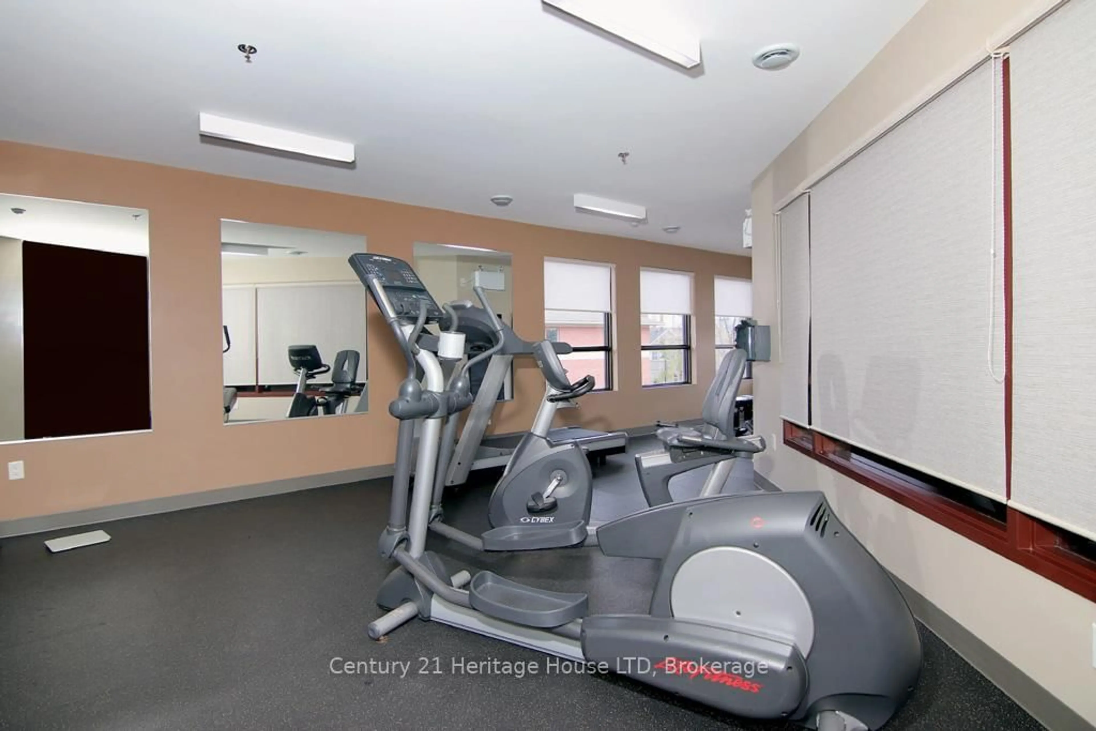 Gym or fitness room for 26 Wellington St #404, St. Catharines Ontario L2R 5P8