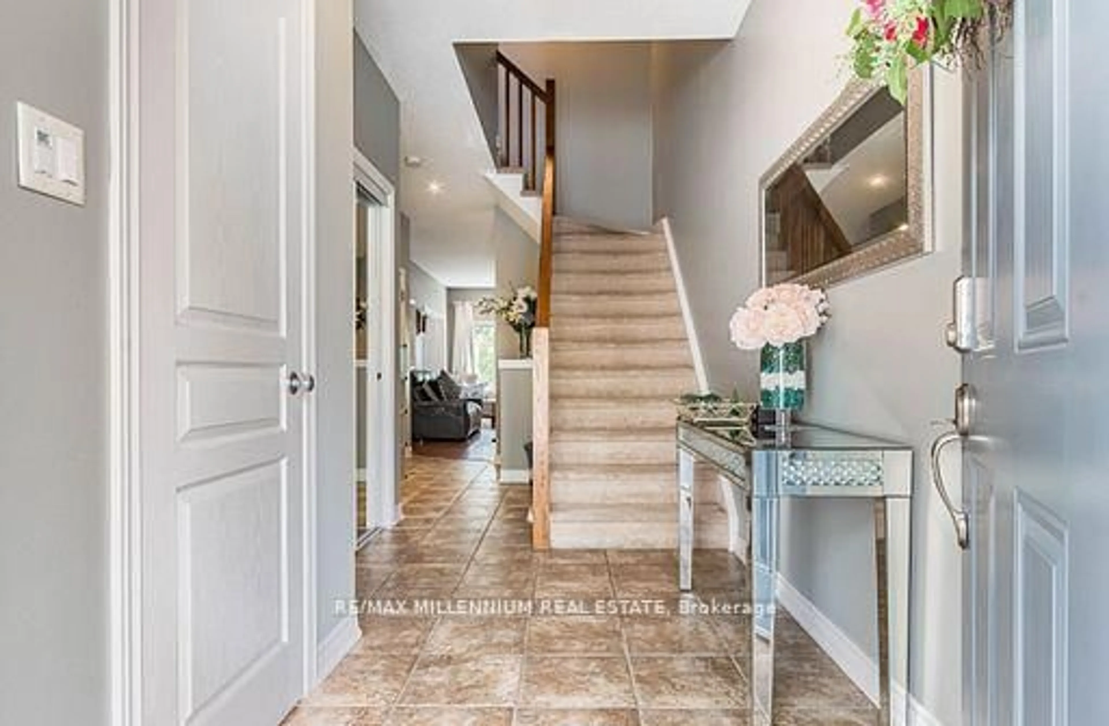 Indoor entryway for 36 Myers Lane, Hamilton Ontario L9G 0A5