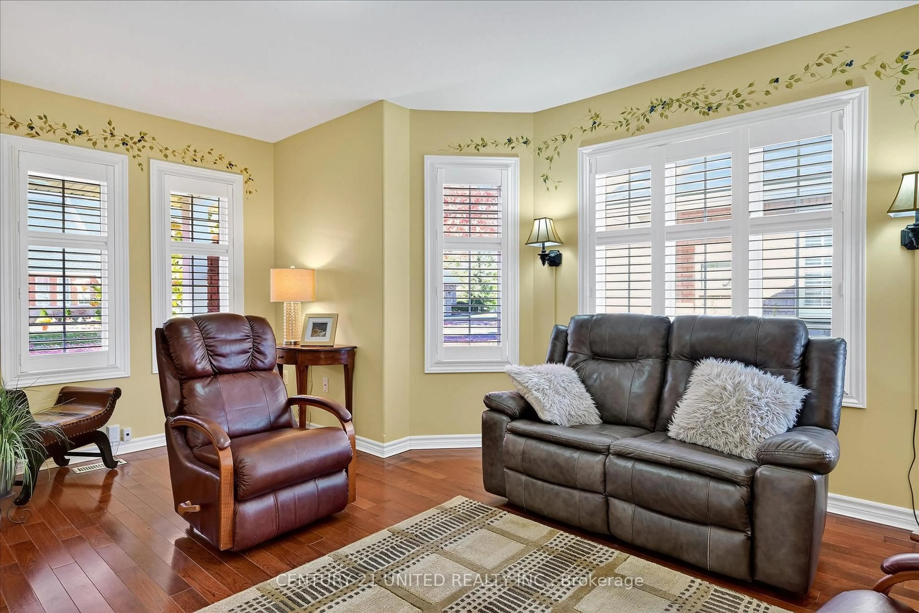 Living room with furniture, unknown for 6 Village Cres, Peterborough Ontario K9J 8S7