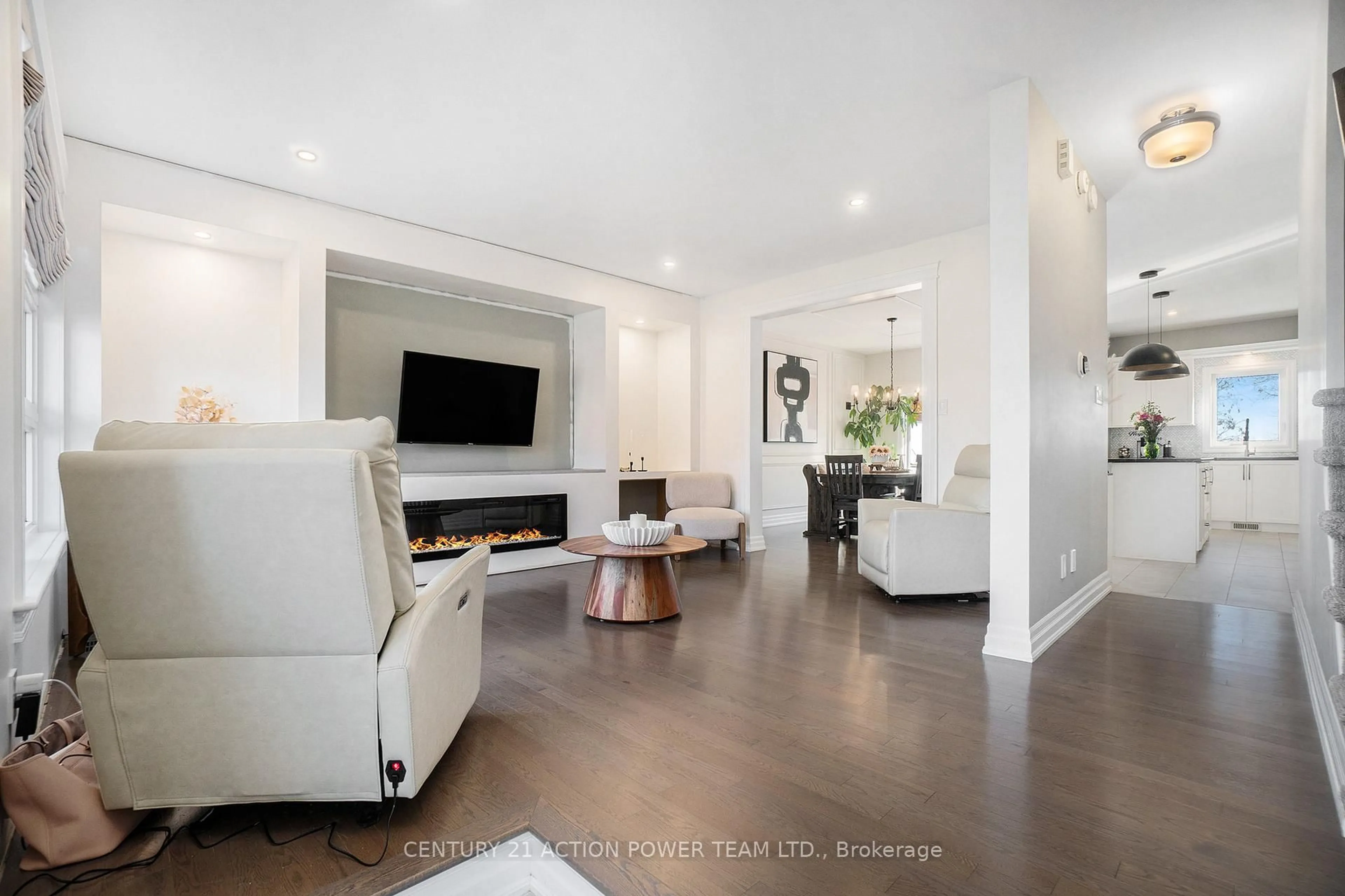 Living room with furniture, unknown for 9 Richer St, North Stormont Ontario K0A 1R0