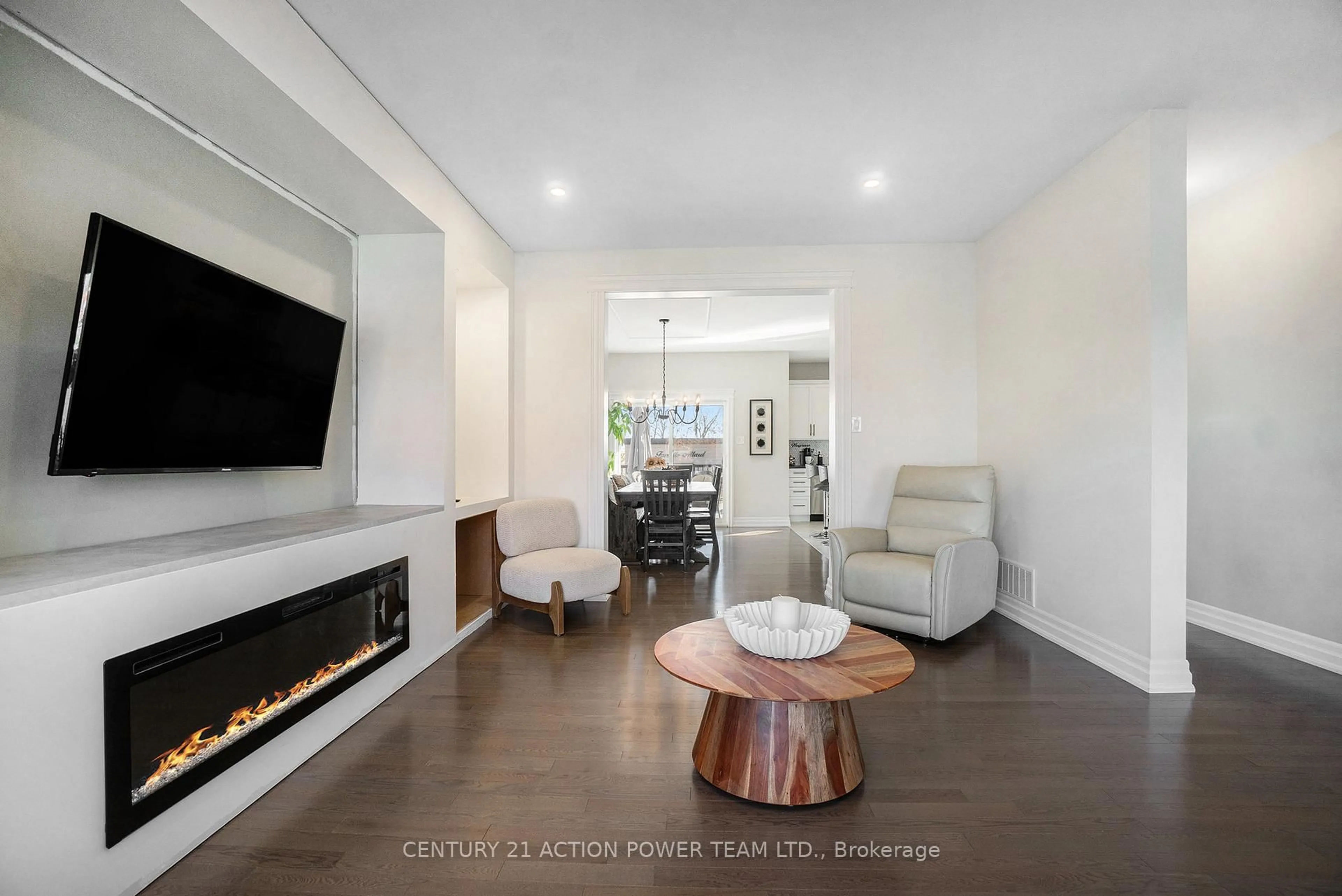 Living room with furniture, unknown for 9 Richer St, North Stormont Ontario K0A 1R0