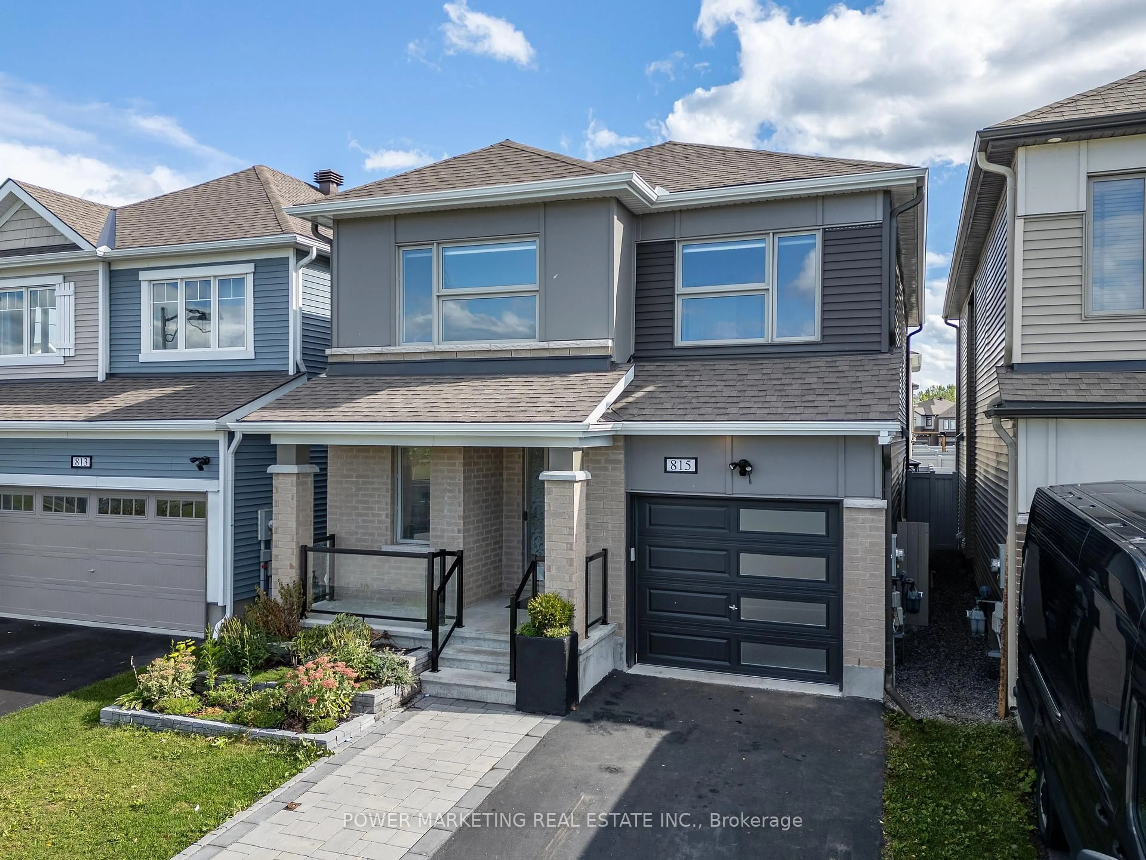 Home with vinyl exterior material, street for 815 Henslows Circ, Orleans Ontario K4A 5H6