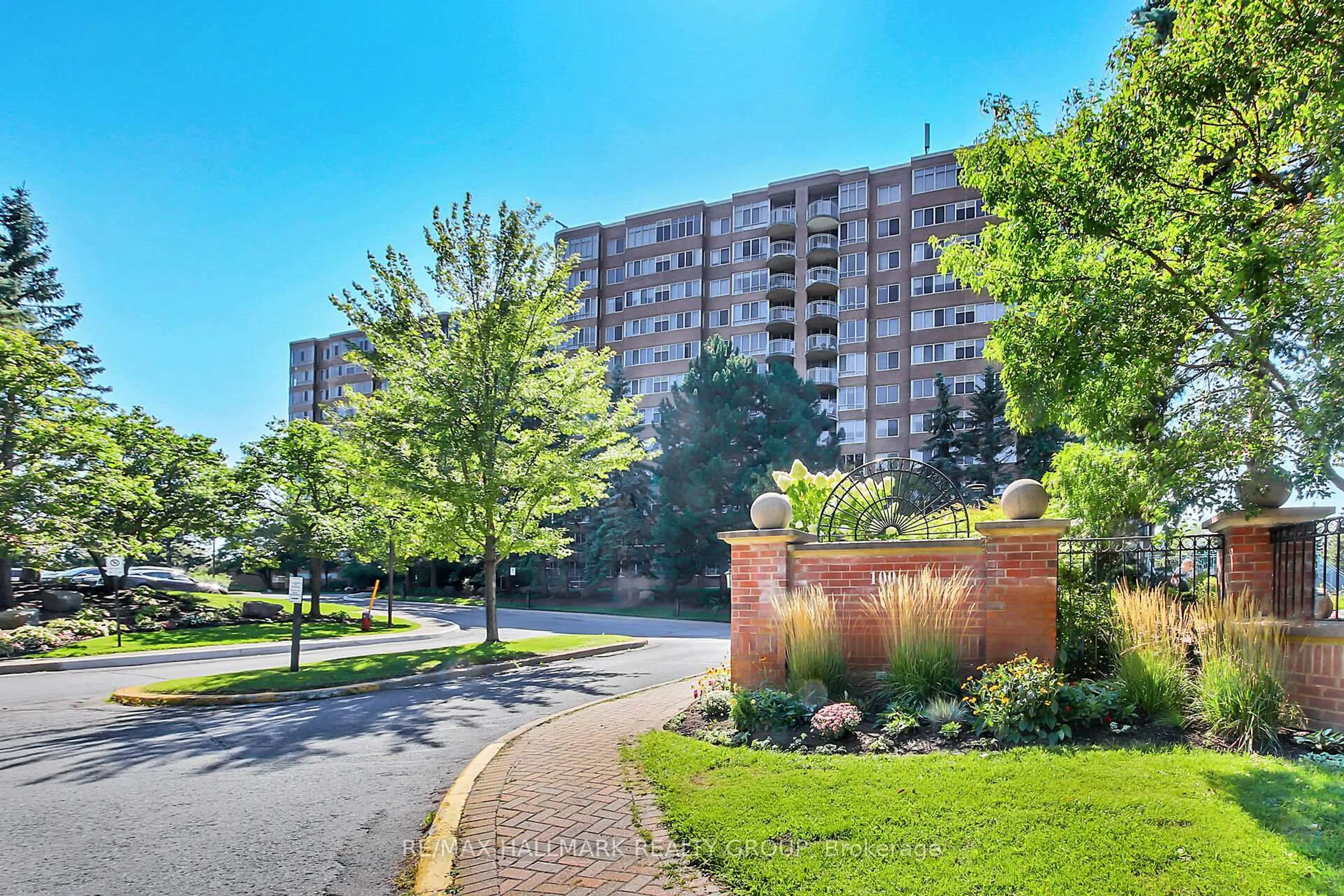 Patio, unknown for 100 Grant Carman Dr #606, Ottawa Ontario K2E 8B8