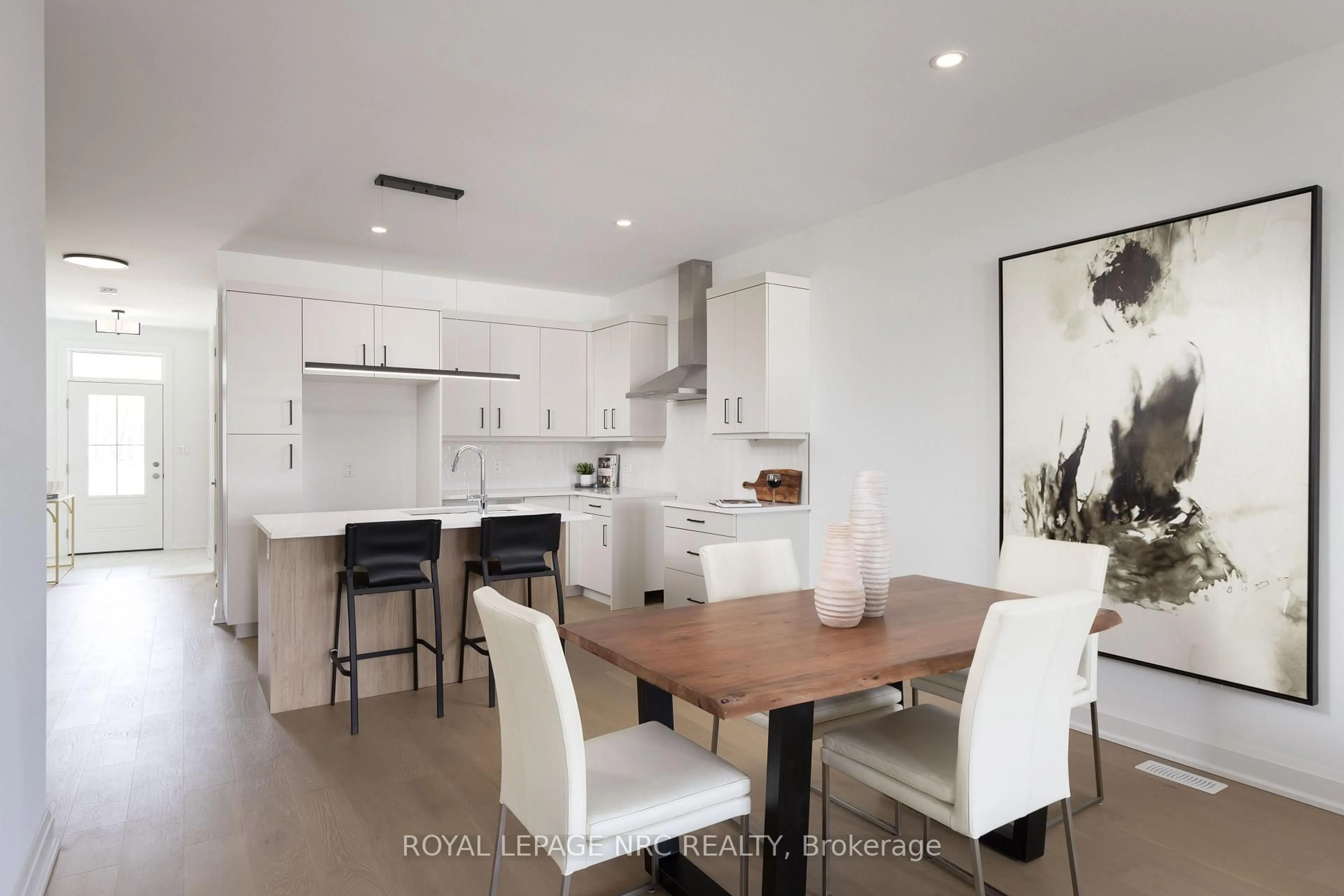 Open concept kitchen, unknown for 582 Seneca Dr #70D, Fort Erie Ontario L2A 1C2