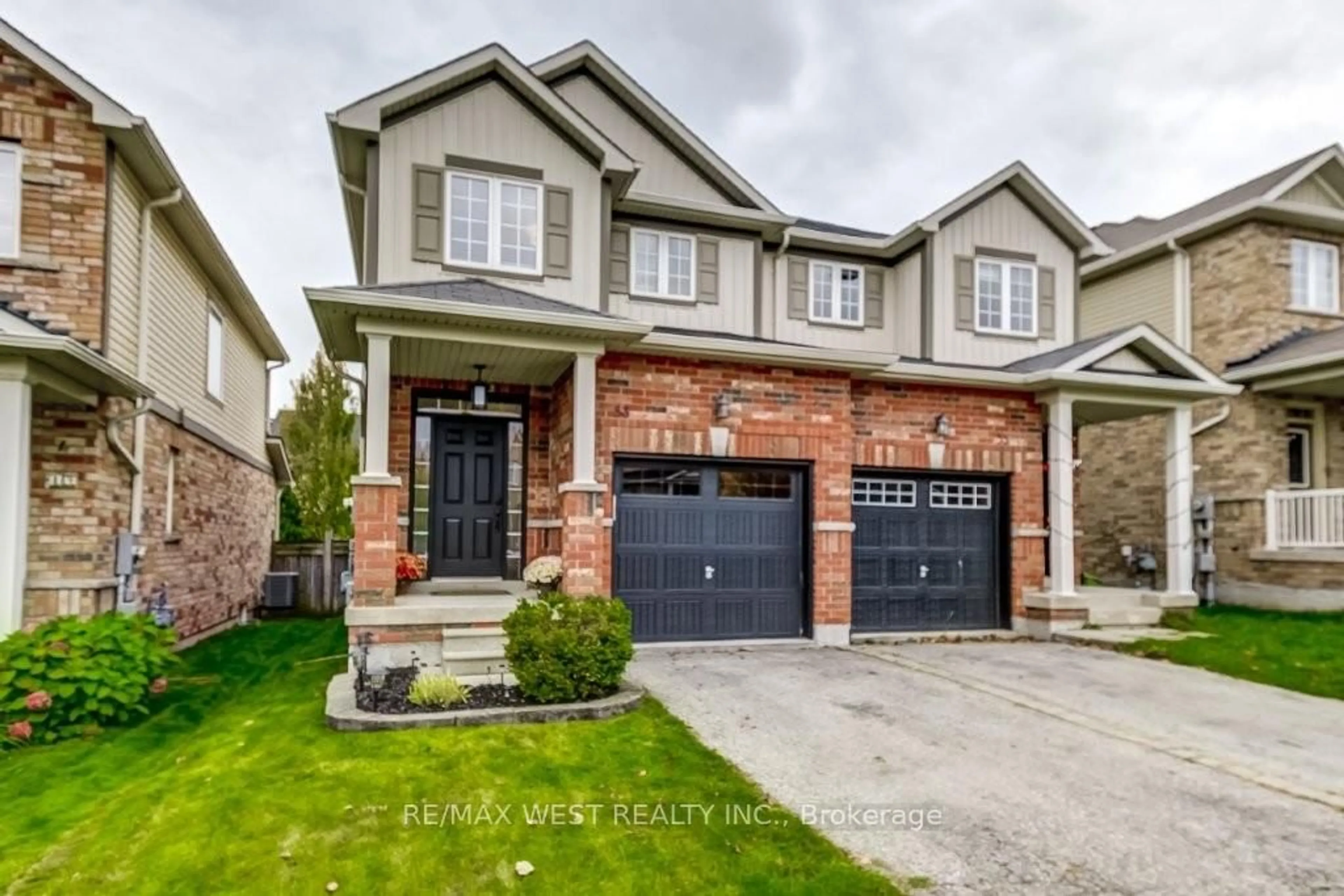 Home with brick exterior material, street for 53 Cole St, Hamilton Ontario L8B 0R2