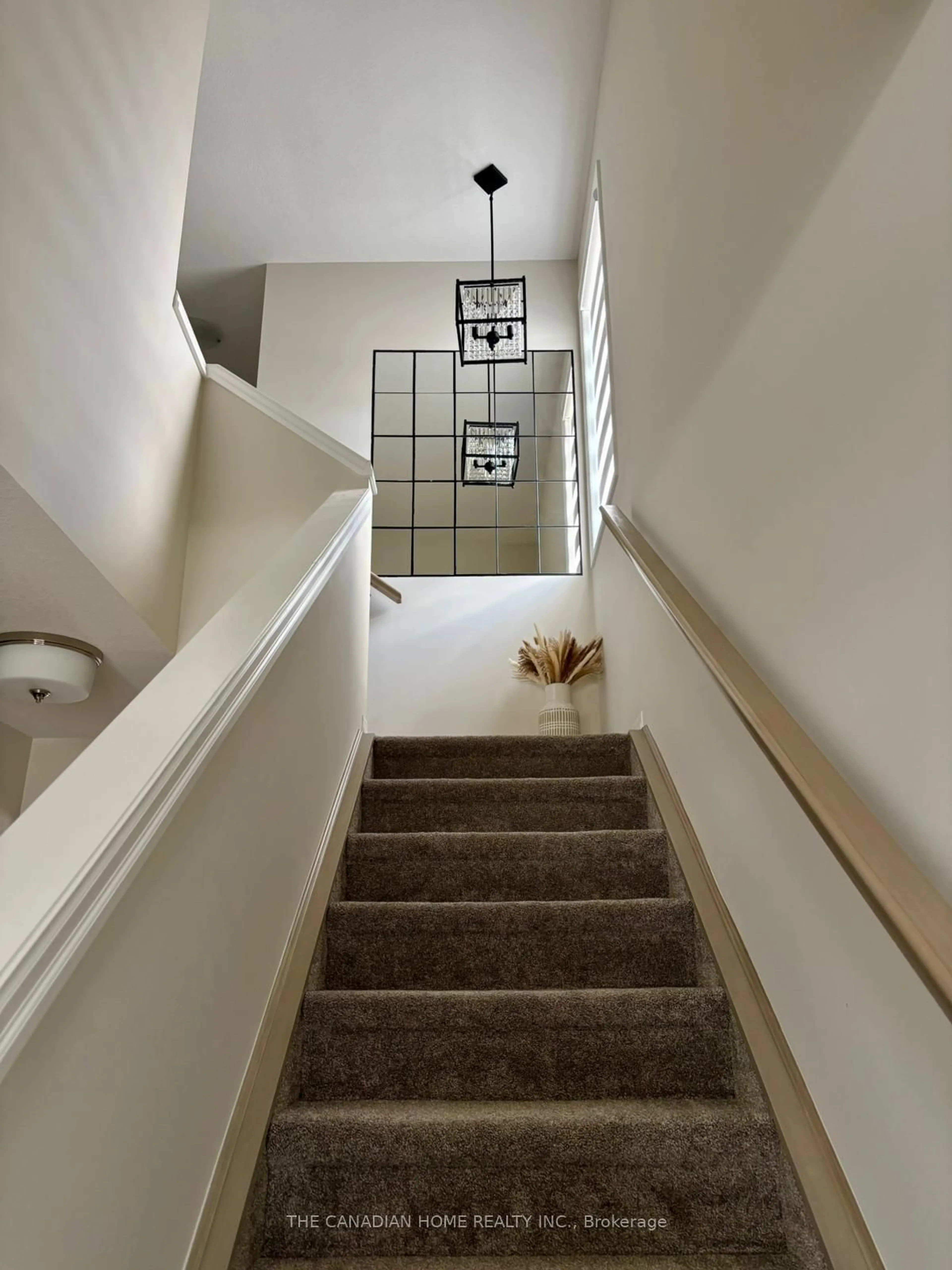 Stairs for 232 Renaissance Dr, St. Thomas Ontario N5R 0P9