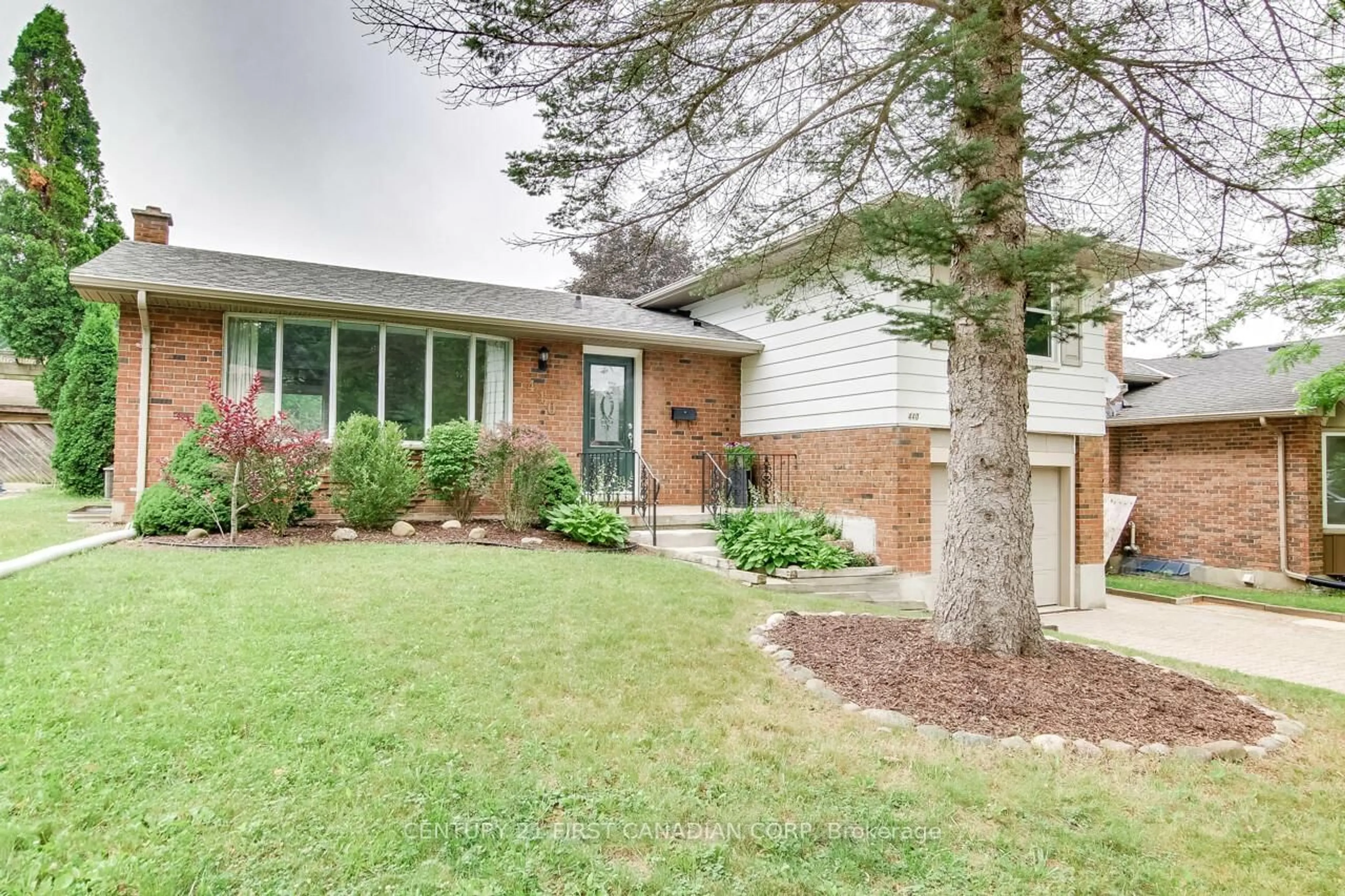 Home with brick exterior material, street for 440 Castlegrove Blvd, London North Ontario N6G 1K8