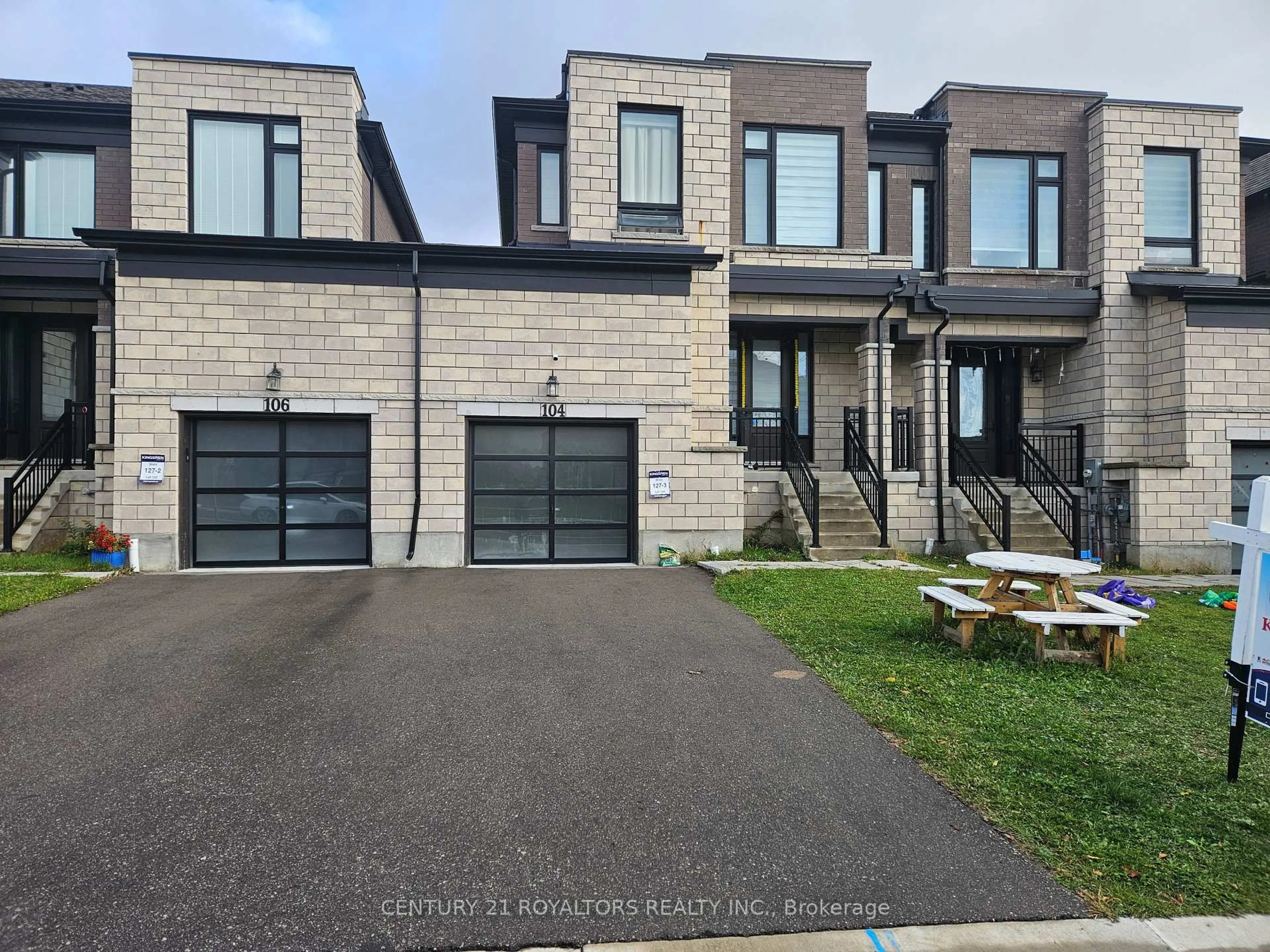 Home with brick exterior material, street for 104 Huntingford Tr, Woodstock Ontario N4T 0M2