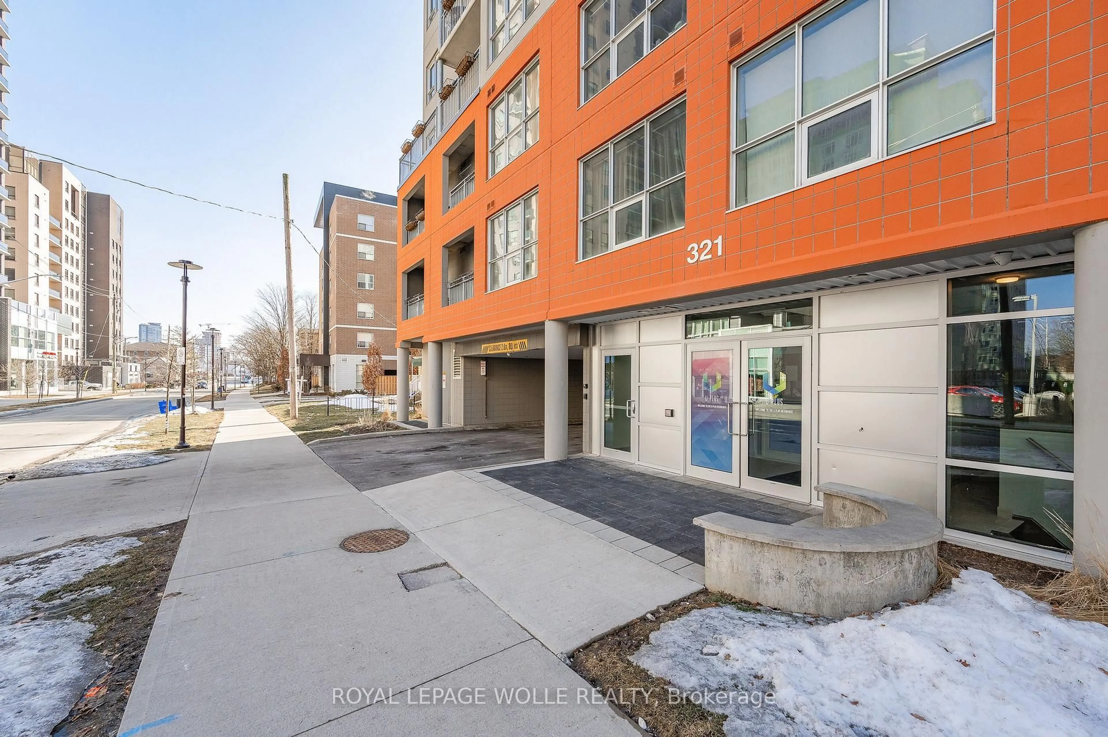 Unknown for 321 Spruce St #207, Waterloo Ontario N1L 3M6