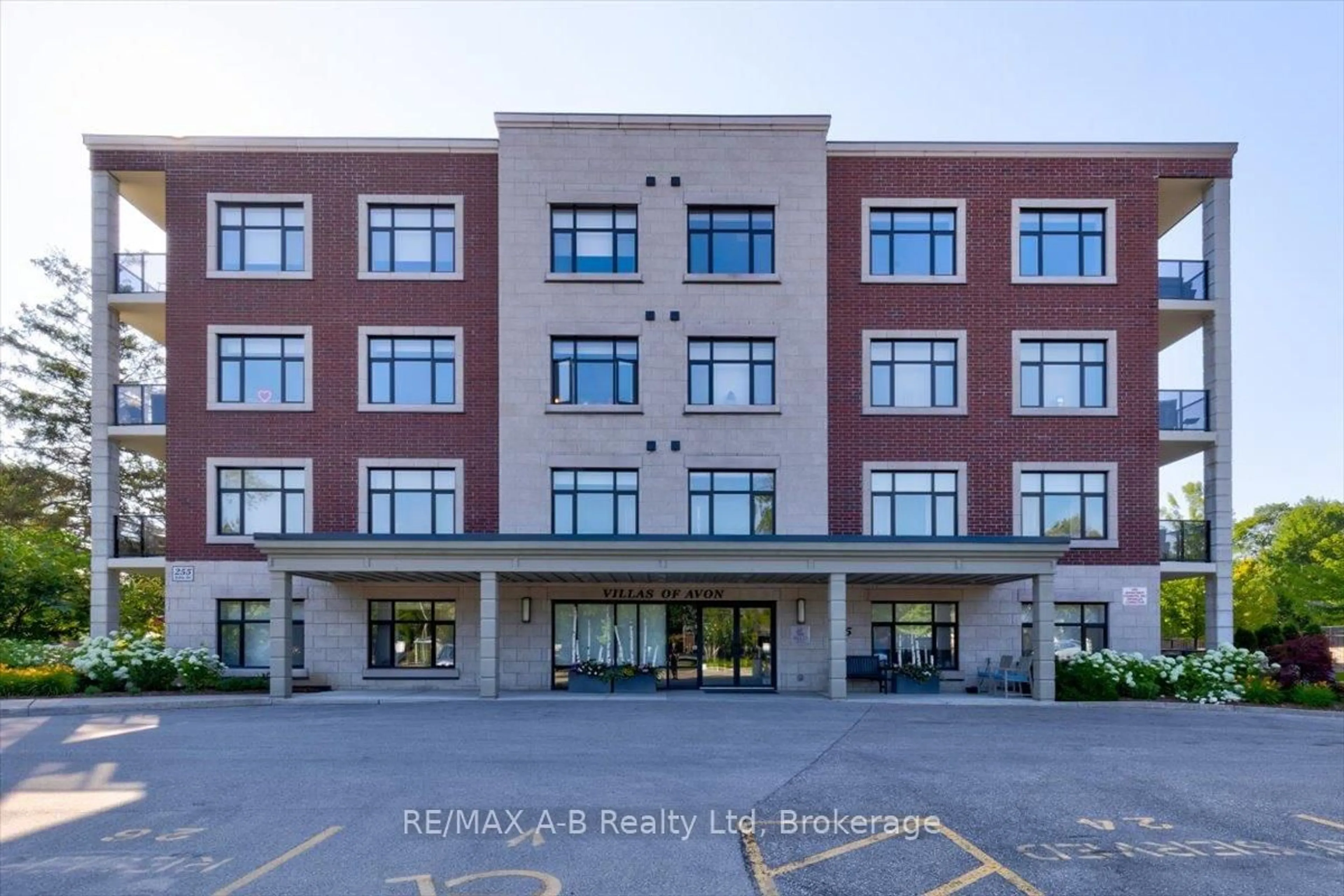 Unknown for 255 John St #206, Stratford Ontario N5A 0G7