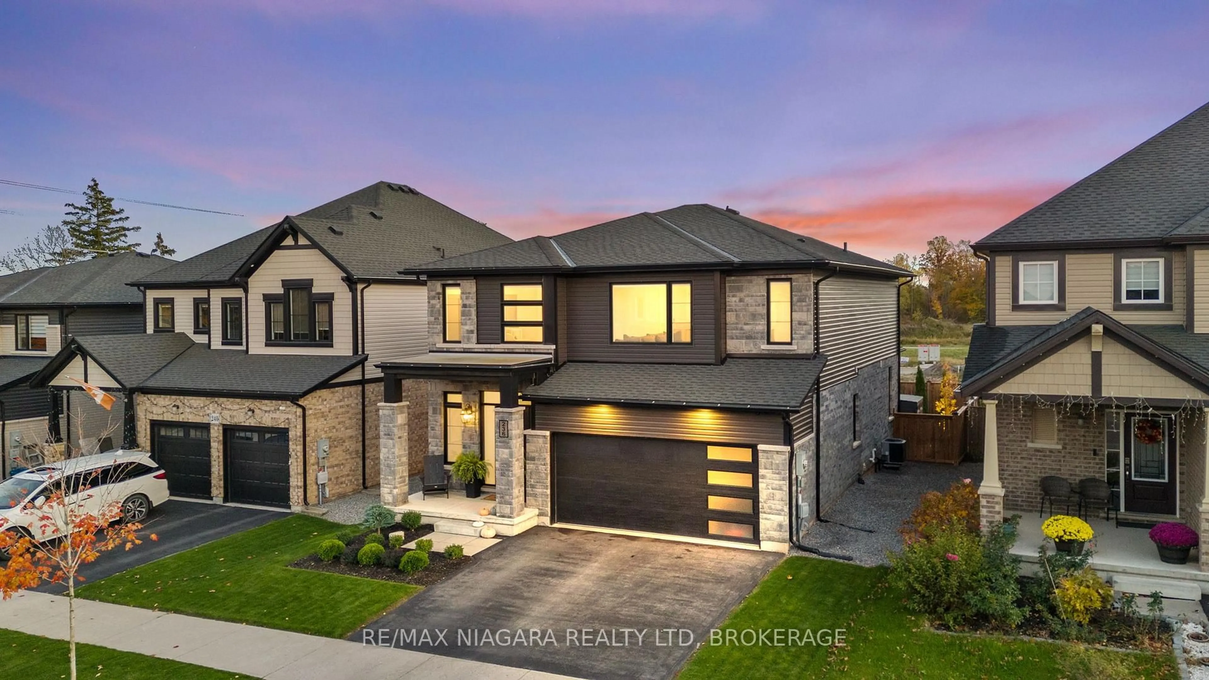 Home with brick exterior material, street for 236 WALKER Rd, Pelham Ontario L3B 5N5