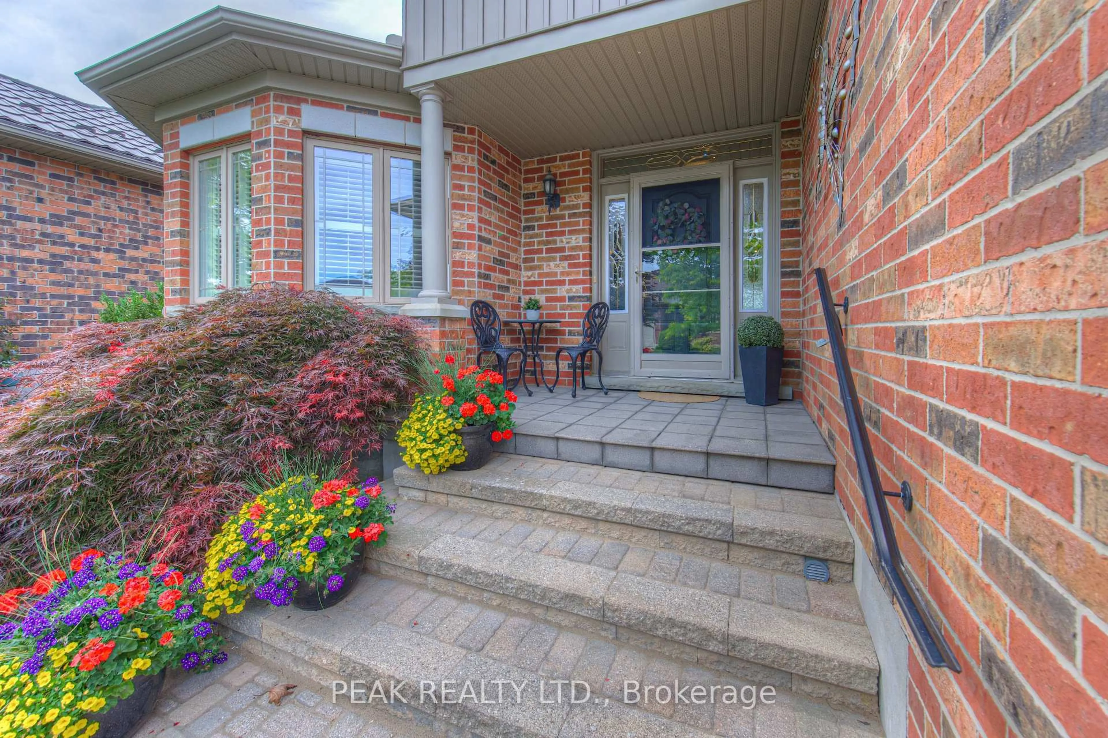 Unknown for 22 Orchard Way, Wilmot Ontario N3A 4P7