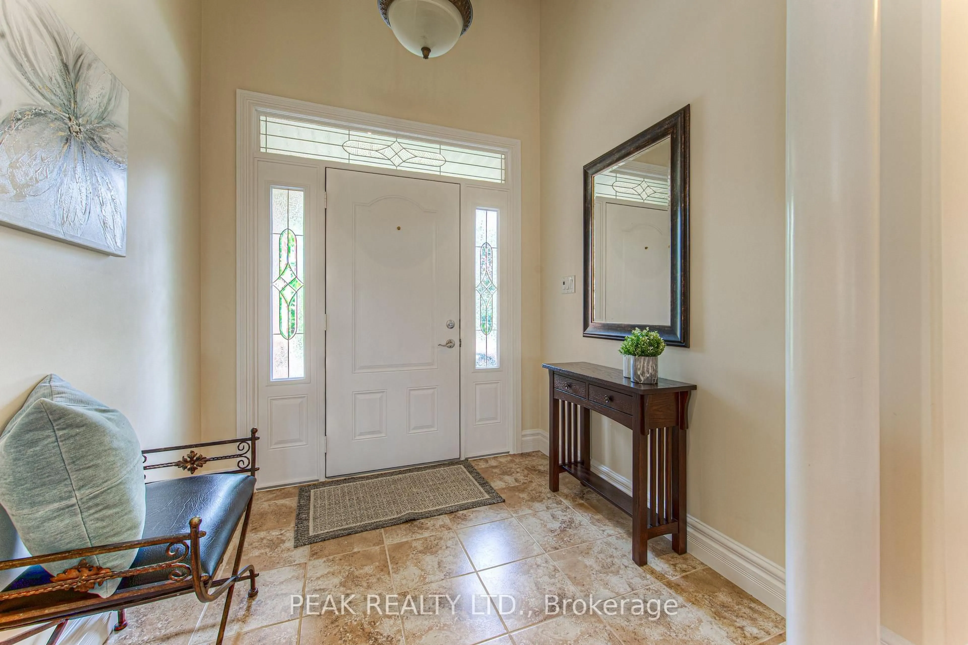 Indoor entryway for 22 Orchard Way, Wilmot Ontario N3A 4P7