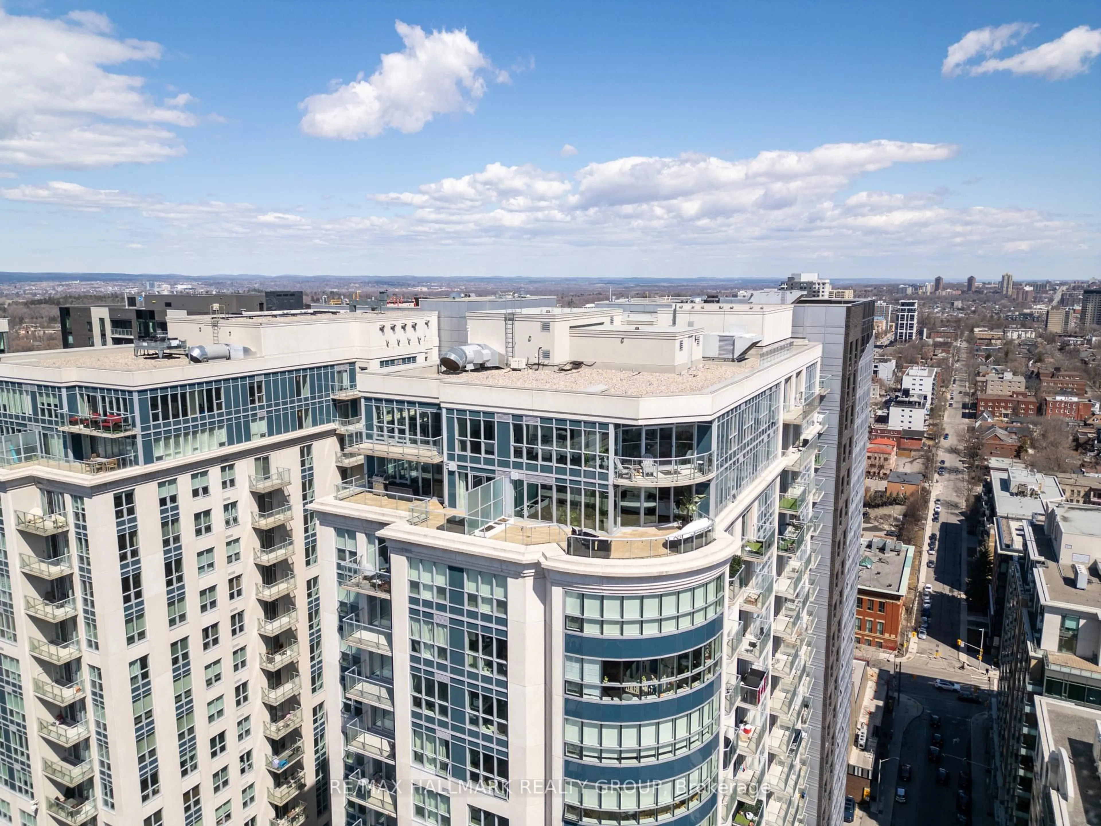 A pic from outside/outdoor area/front of a property/back of a property/a pic from drone, city buildings view from balcony for 195 Besserer St #2701, Ottawa Ontario K1N 0B6