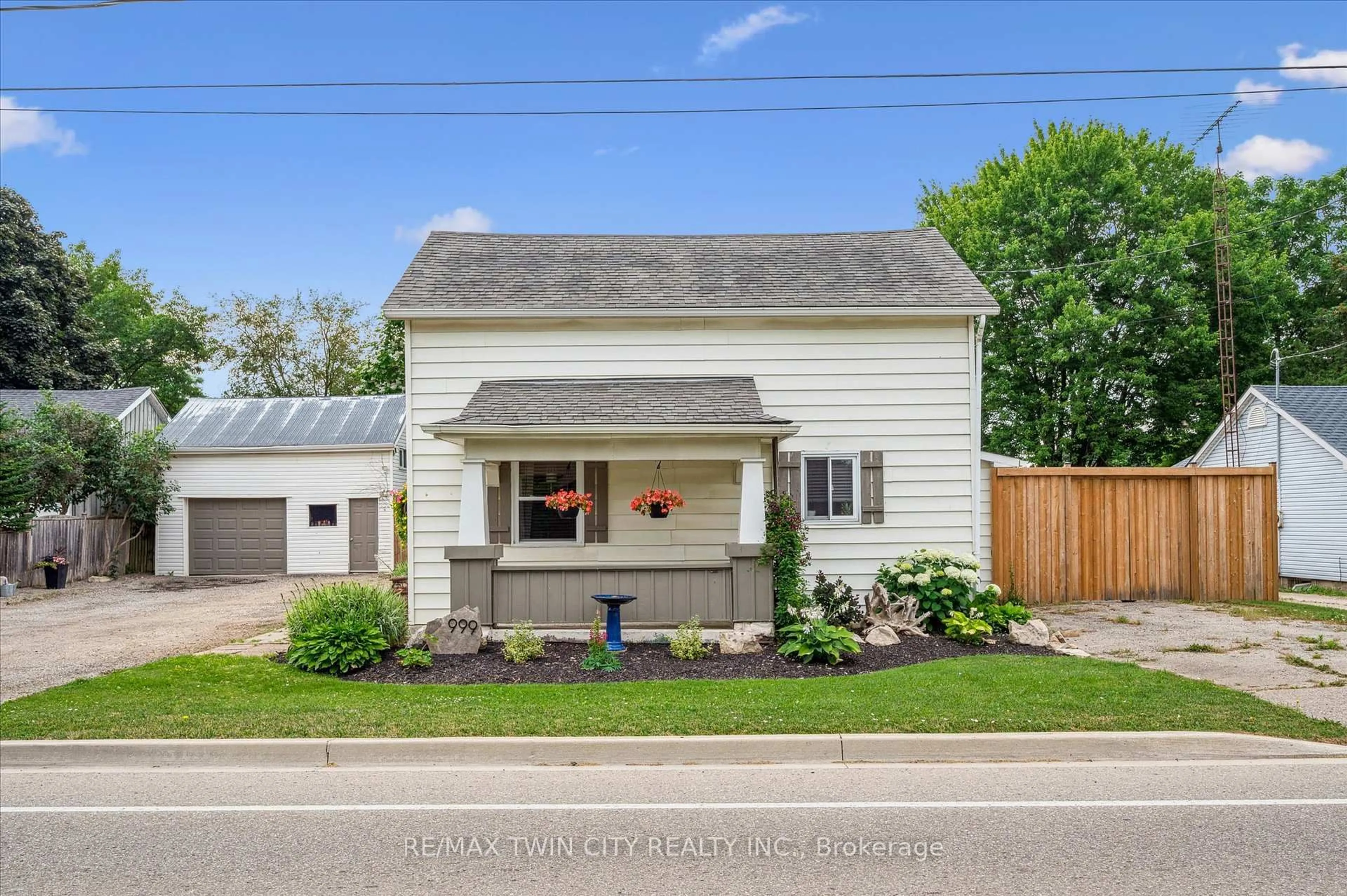 Unknown for 999 Northfield Dr, Woolwich Ontario N0B 1N0