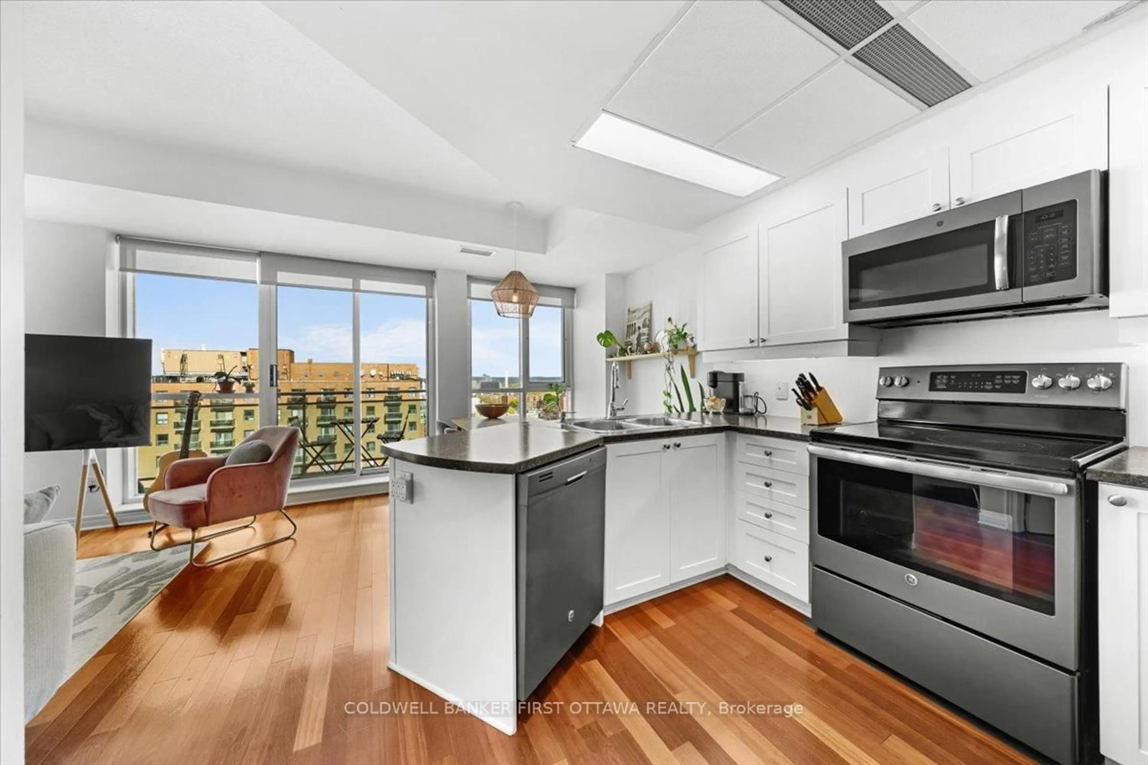 Open concept kitchen, unknown for 134 YORK St #1108, Ottawa Ontario K1N 1K8