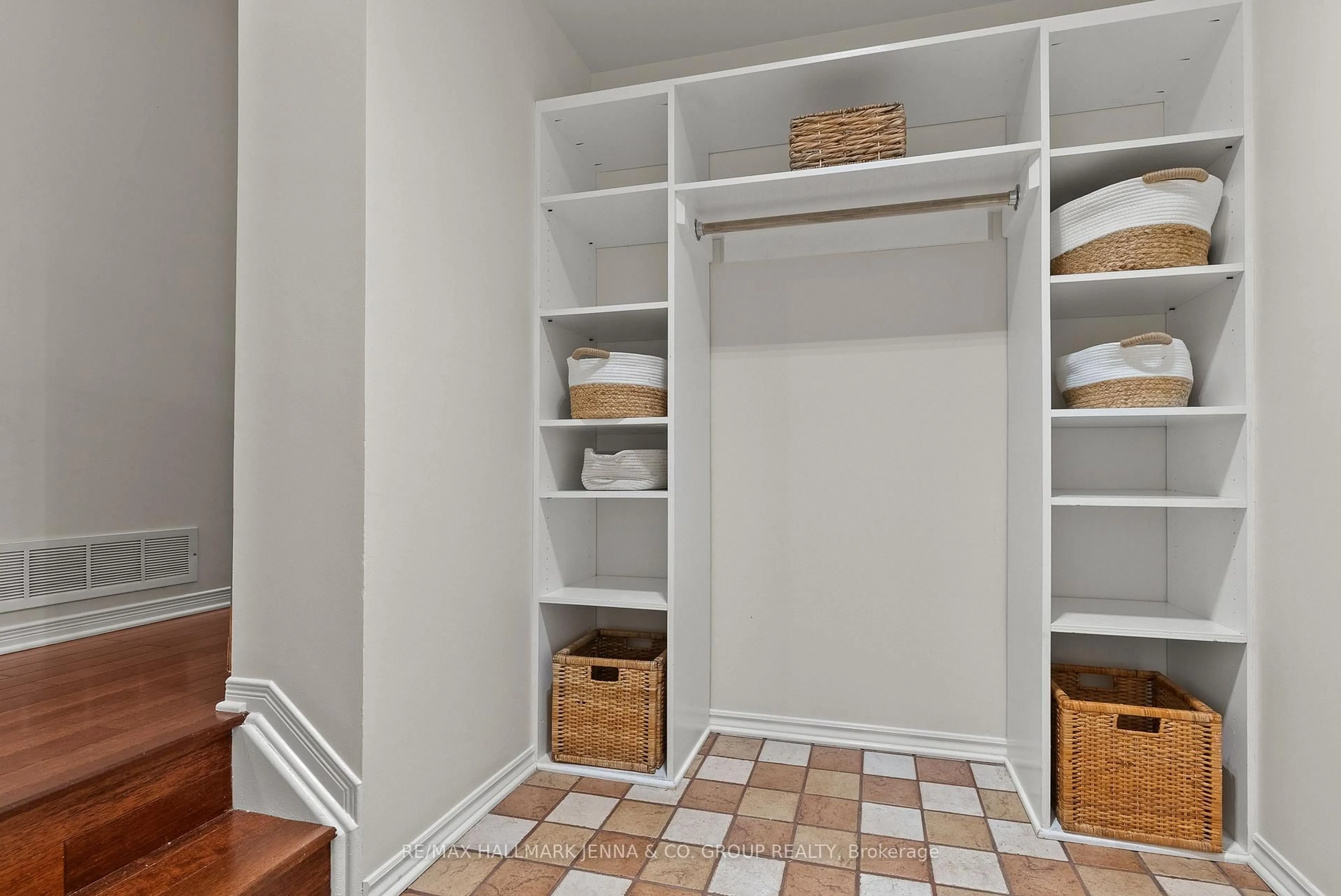 Storage room or clothes room or walk-in closet for 364 Stoneway Dr, Ottawa Ontario K2G 6G7